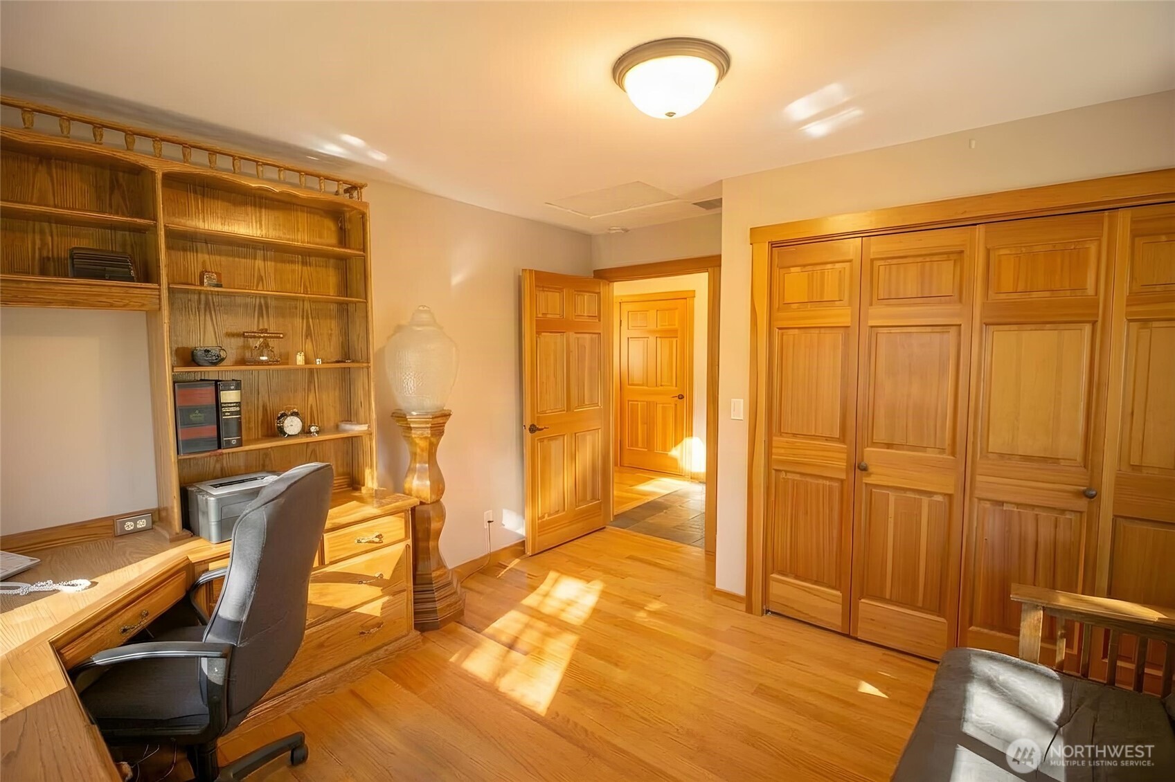 440 W Silberhorn Road Property Photo 21