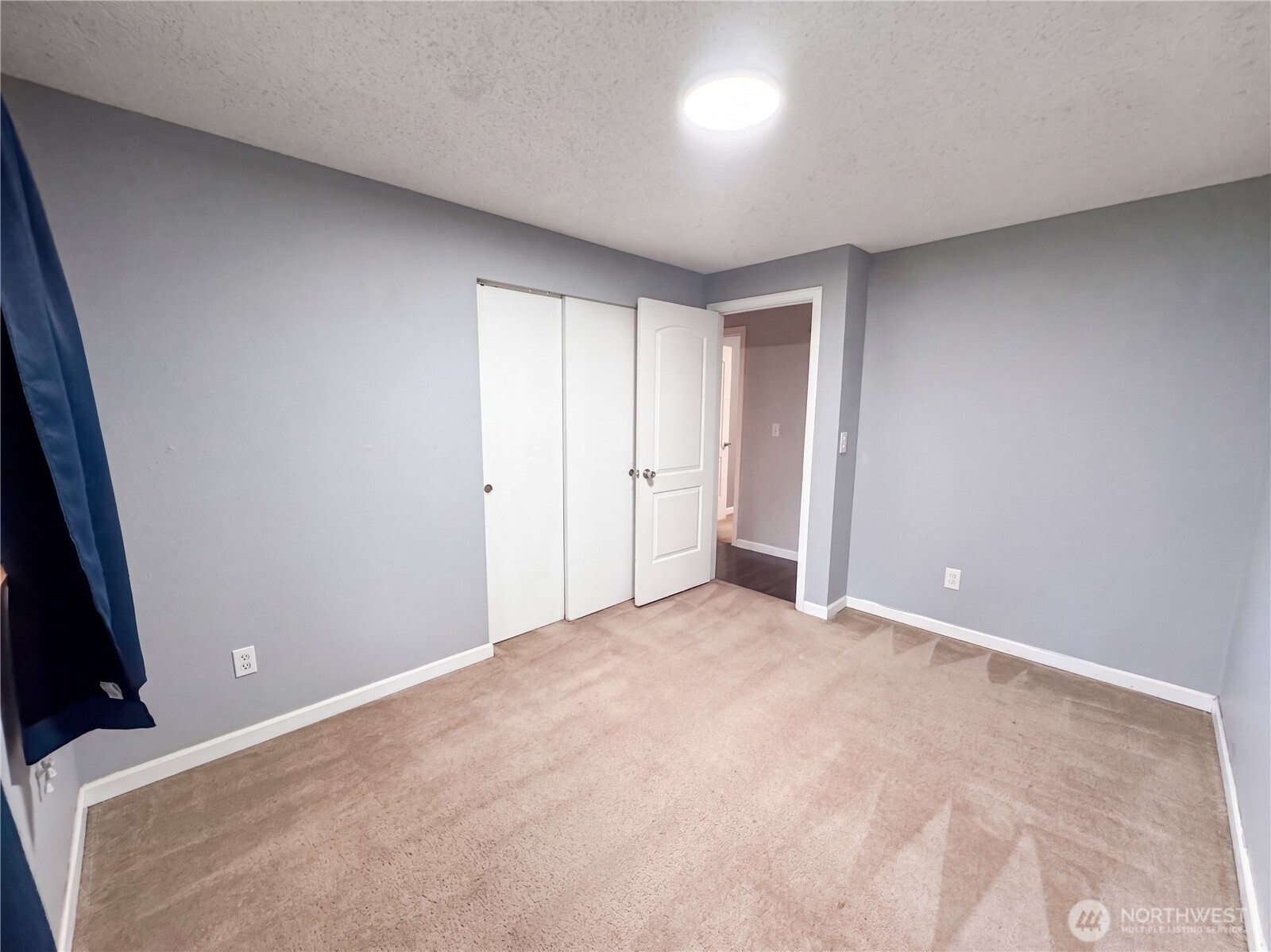 7022 160th Street Court Property Photo 4