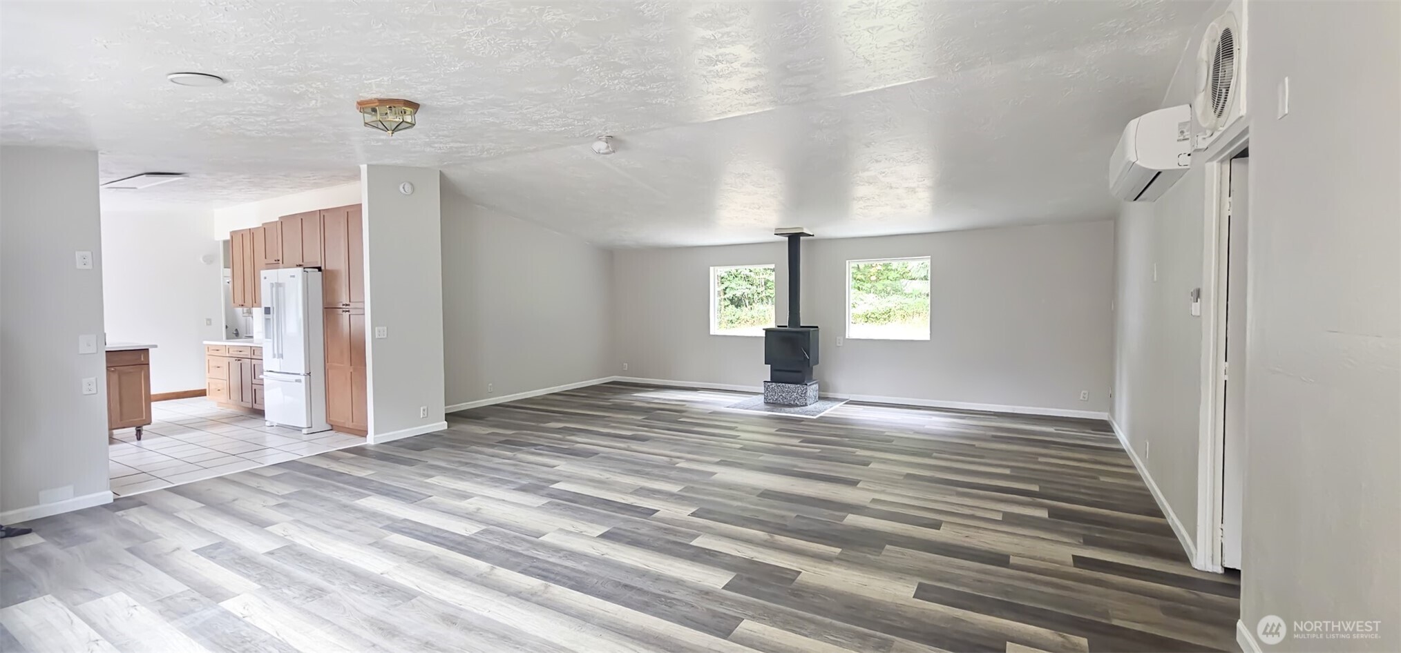 113 Skinner Road Property Photo 2