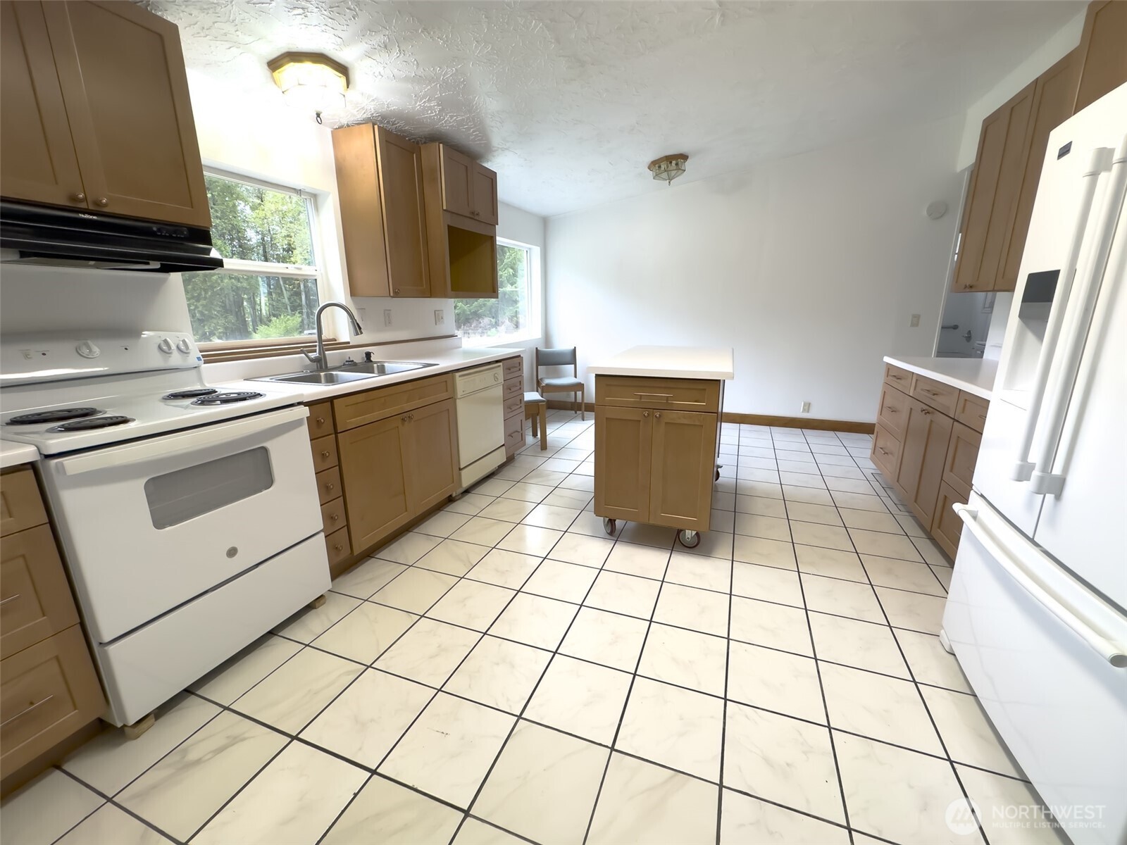113 Skinner Road Property Photo 7