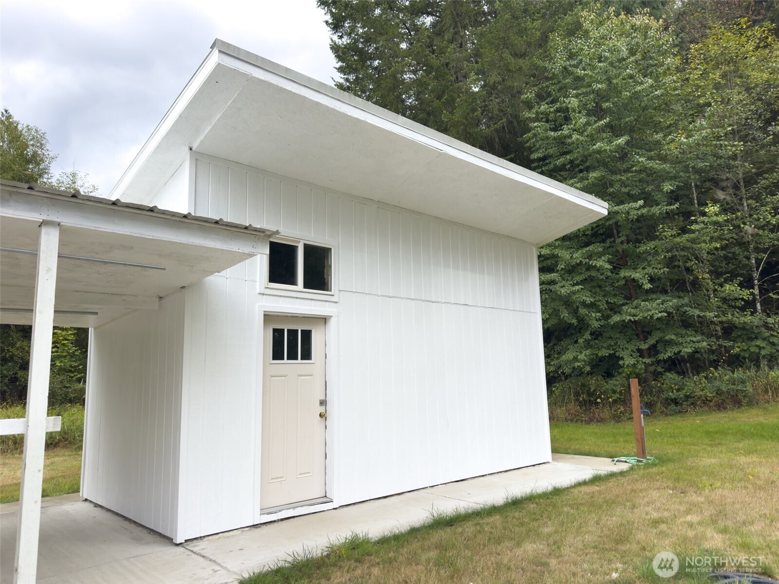113 Skinner Road Property Photo 11