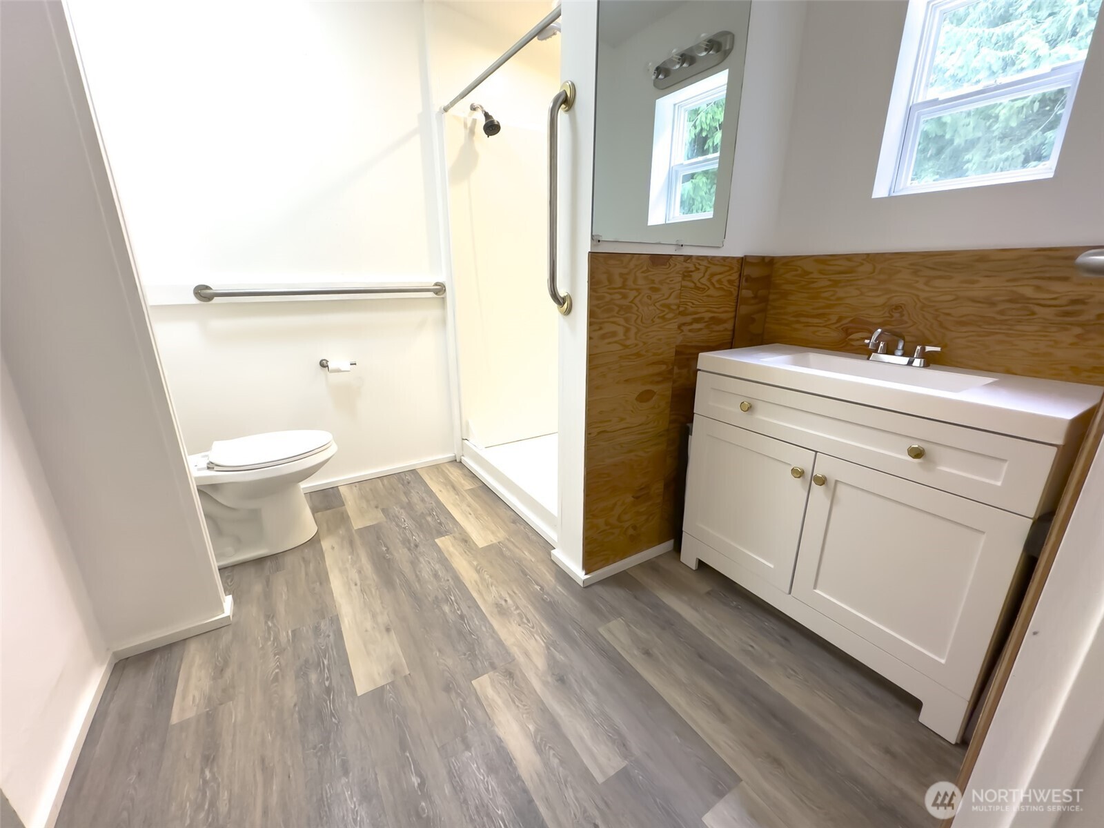 113 Skinner Road Property Photo 12