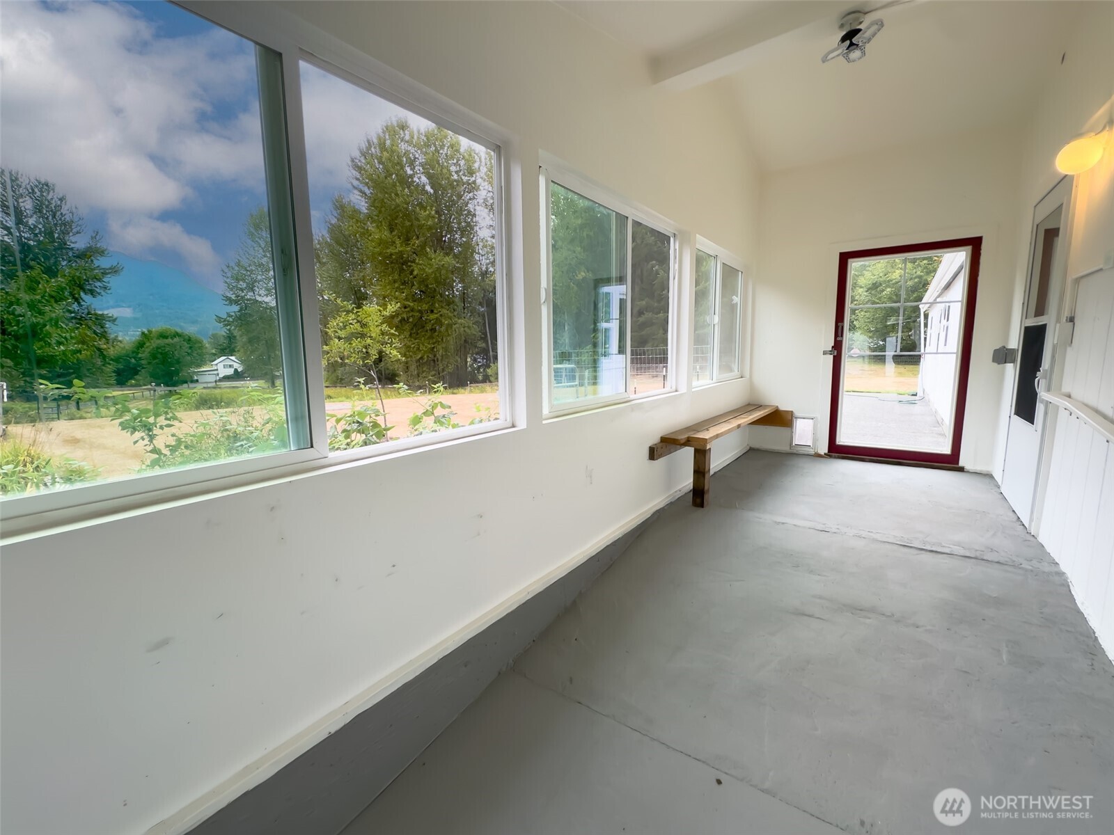 113 Skinner Road Property Photo 22
