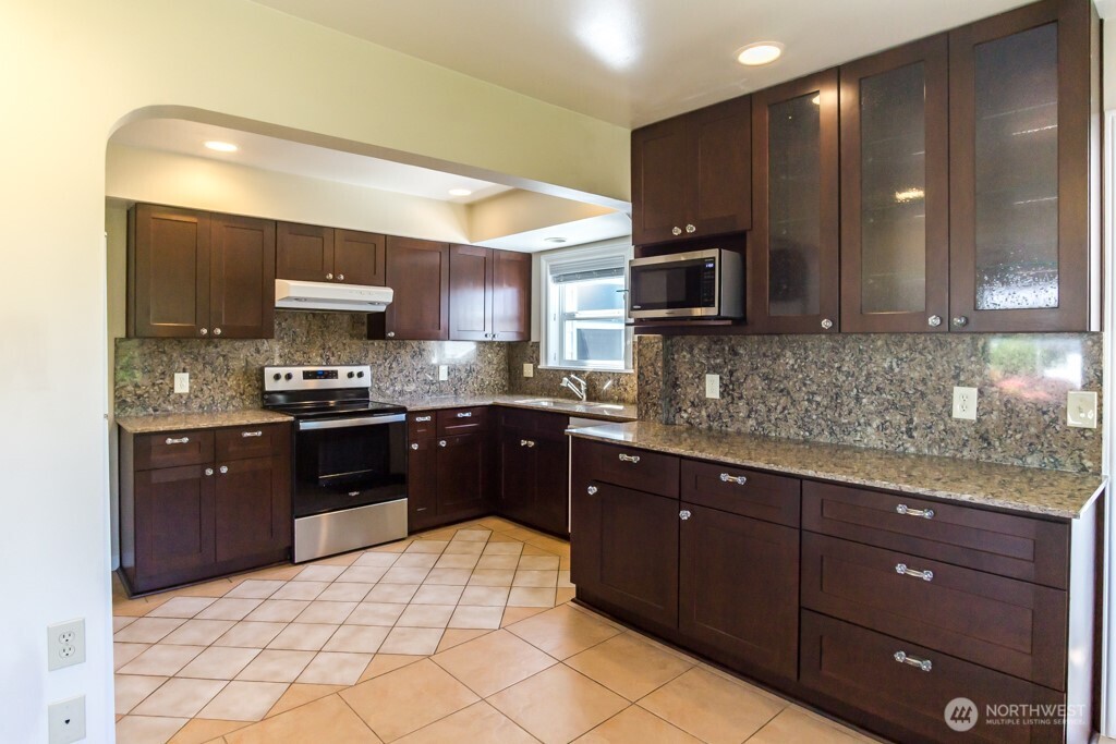 507 Ne 91st Street Property Photo 5