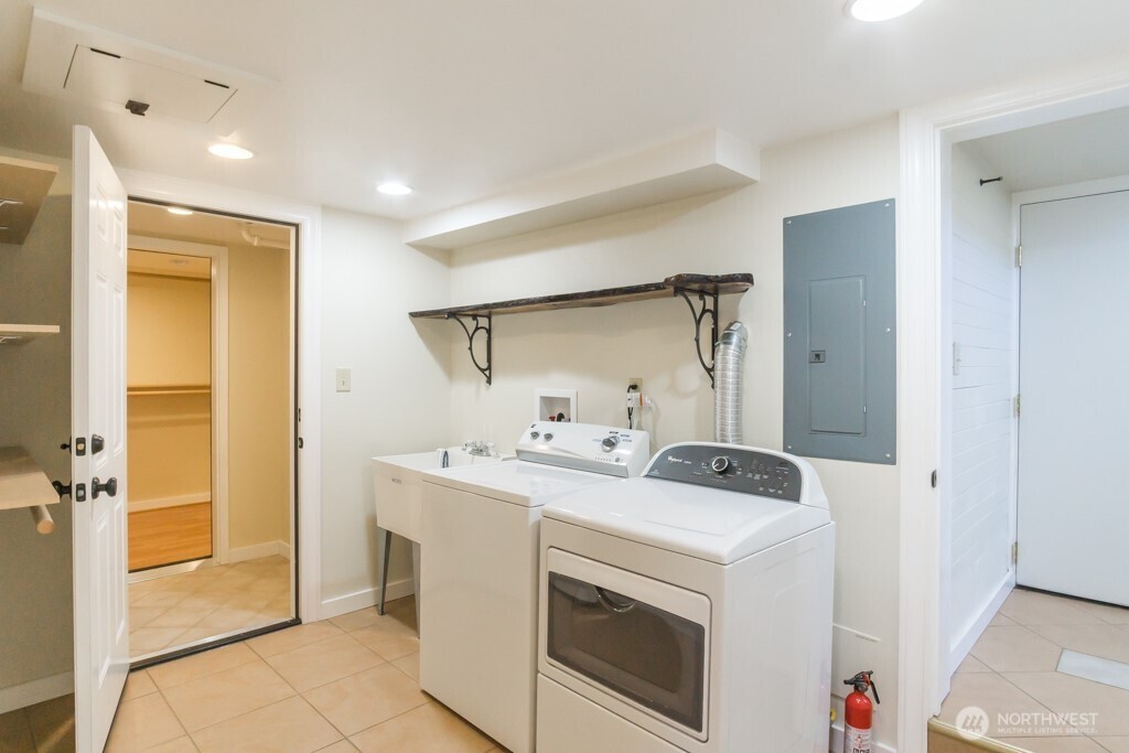 507 Ne 91st Street Property Photo 25