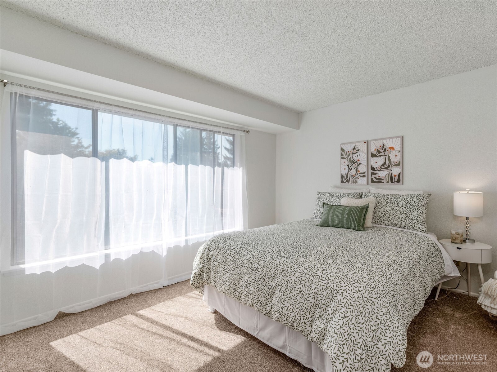 2114 Ne Bartre Court Property Photo 15