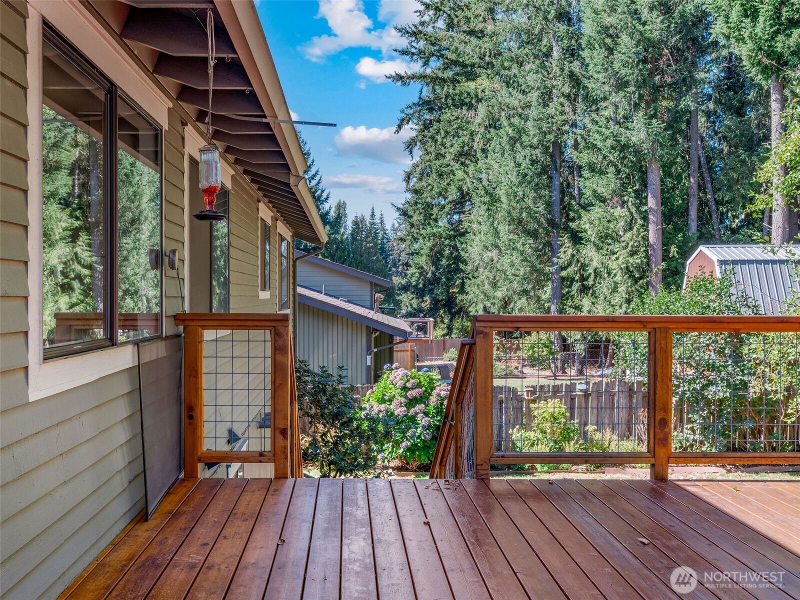 2114 Ne Bartre Court Property Photo 24