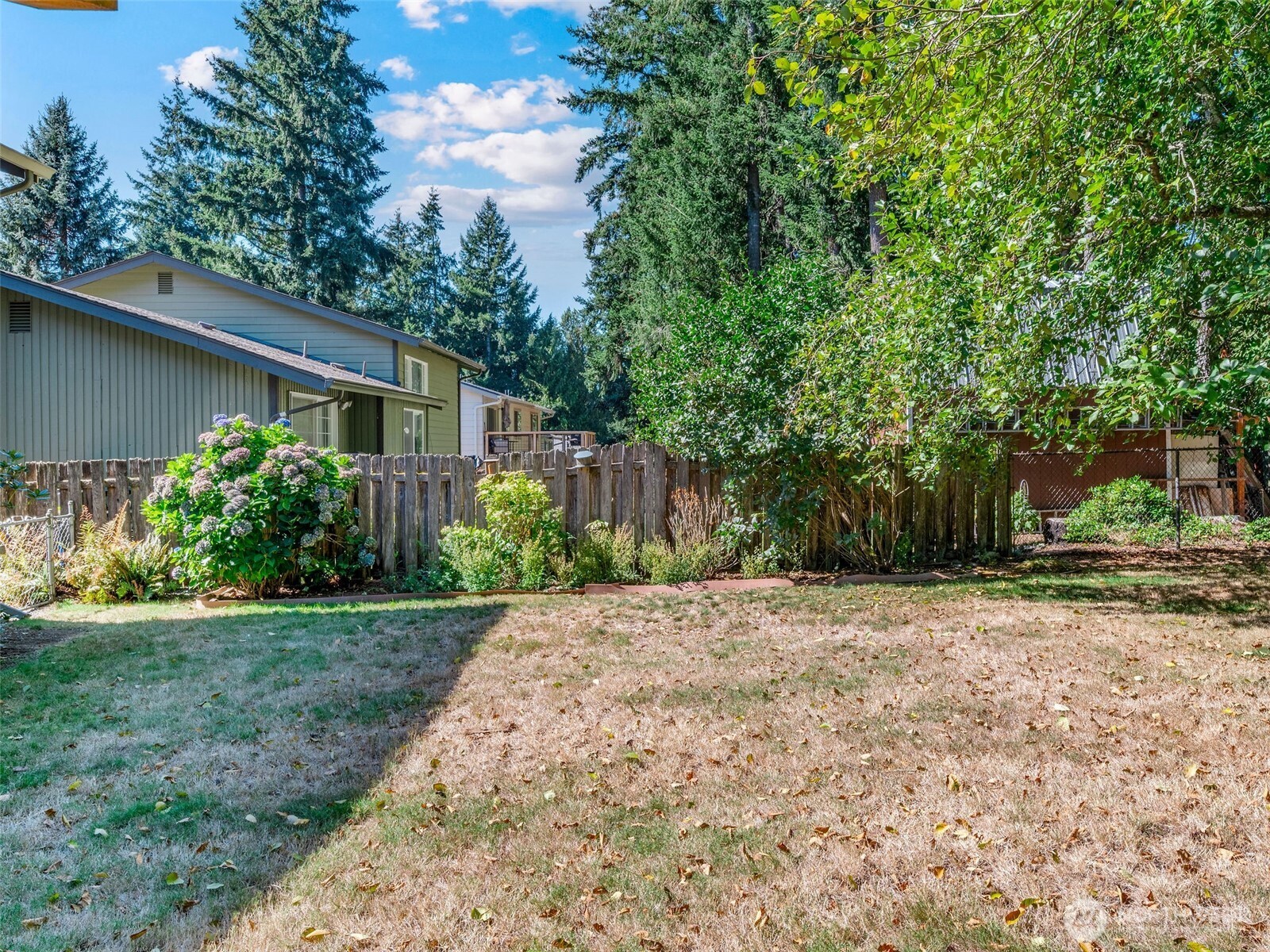 2114 Ne Bartre Court Property Photo 30