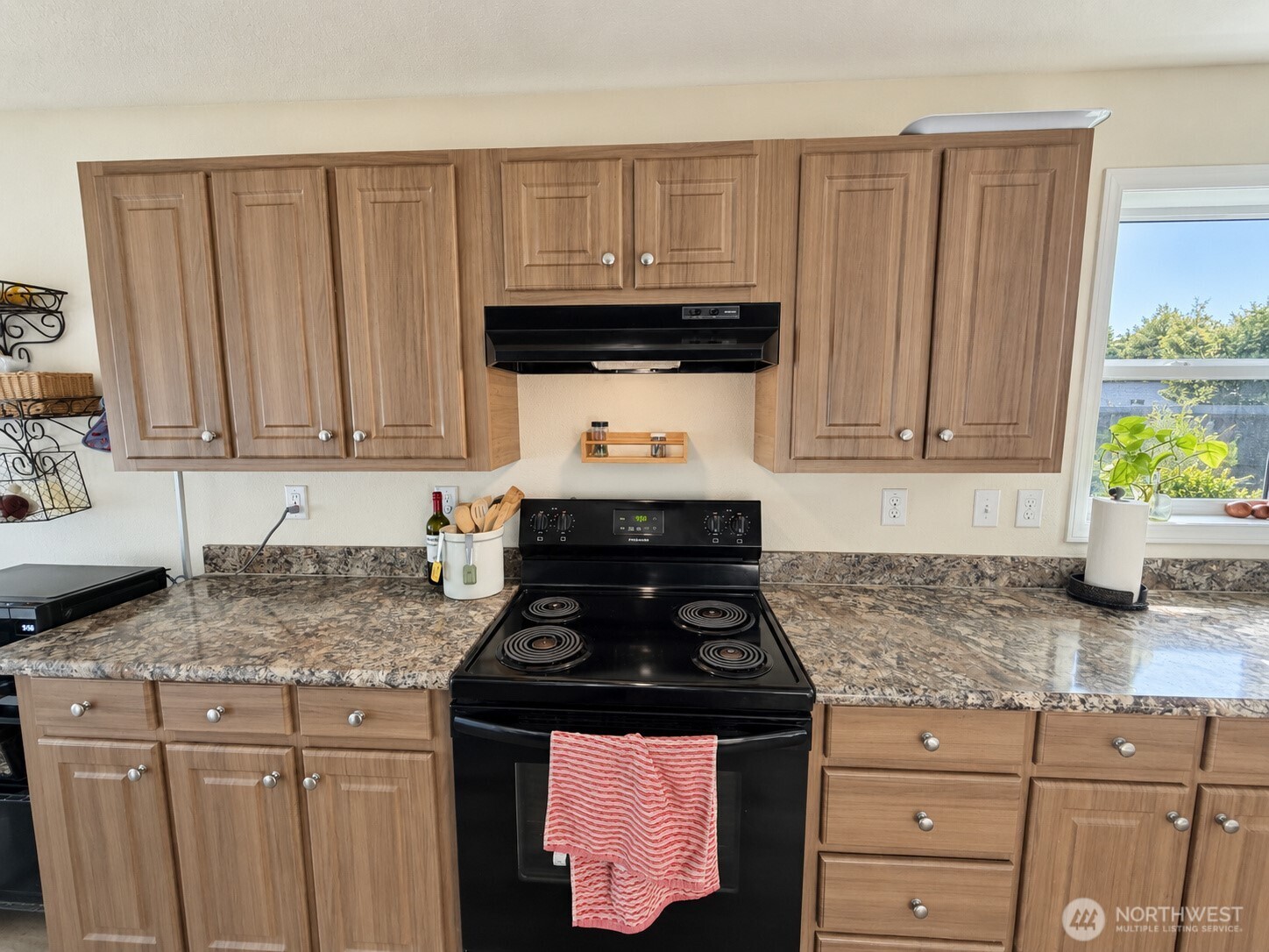 27514 V St Property Photo 12