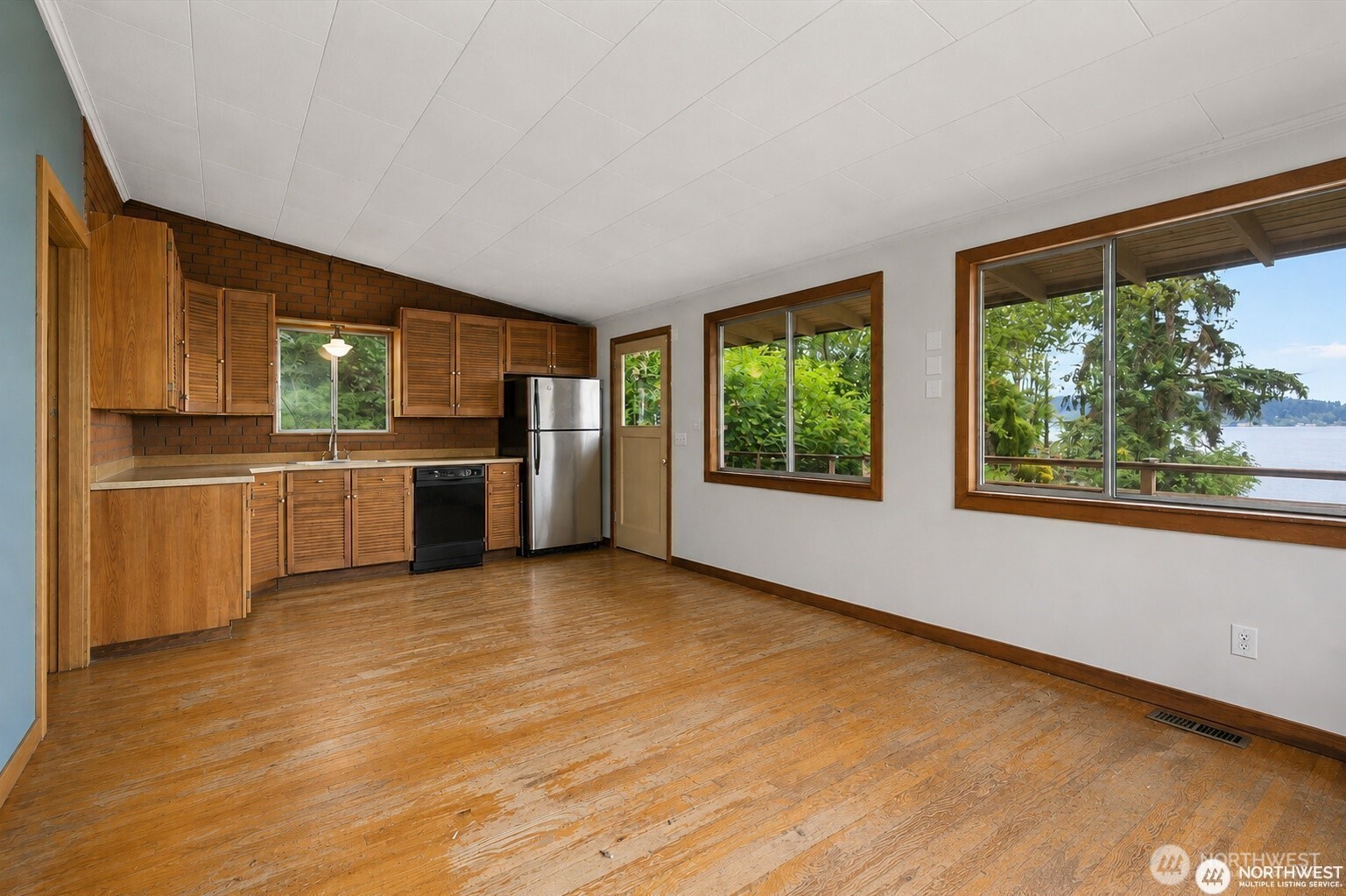14238 41st Avenue Property Photo 24
