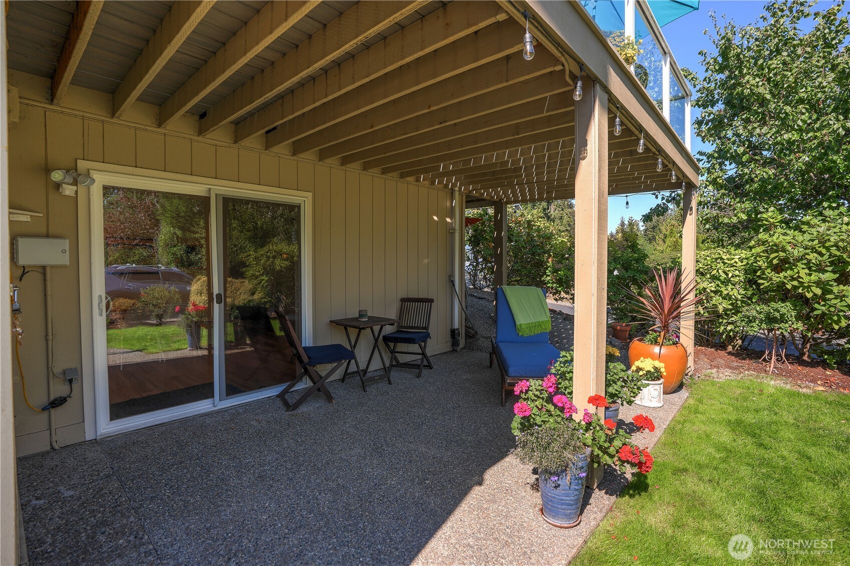 6205 Soundview Drive Property Photo 33