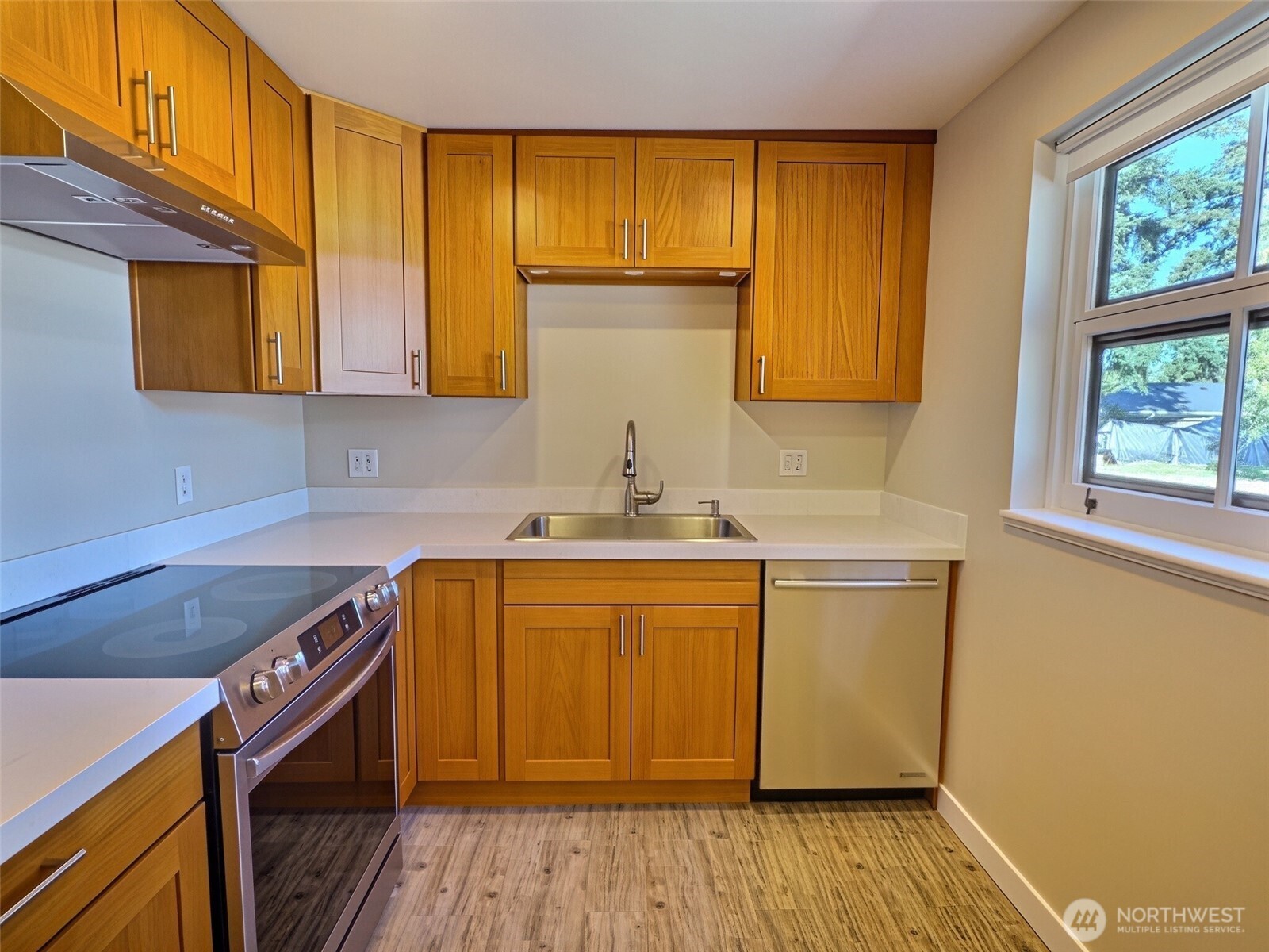 1314 N 188th Street Property Photo 8