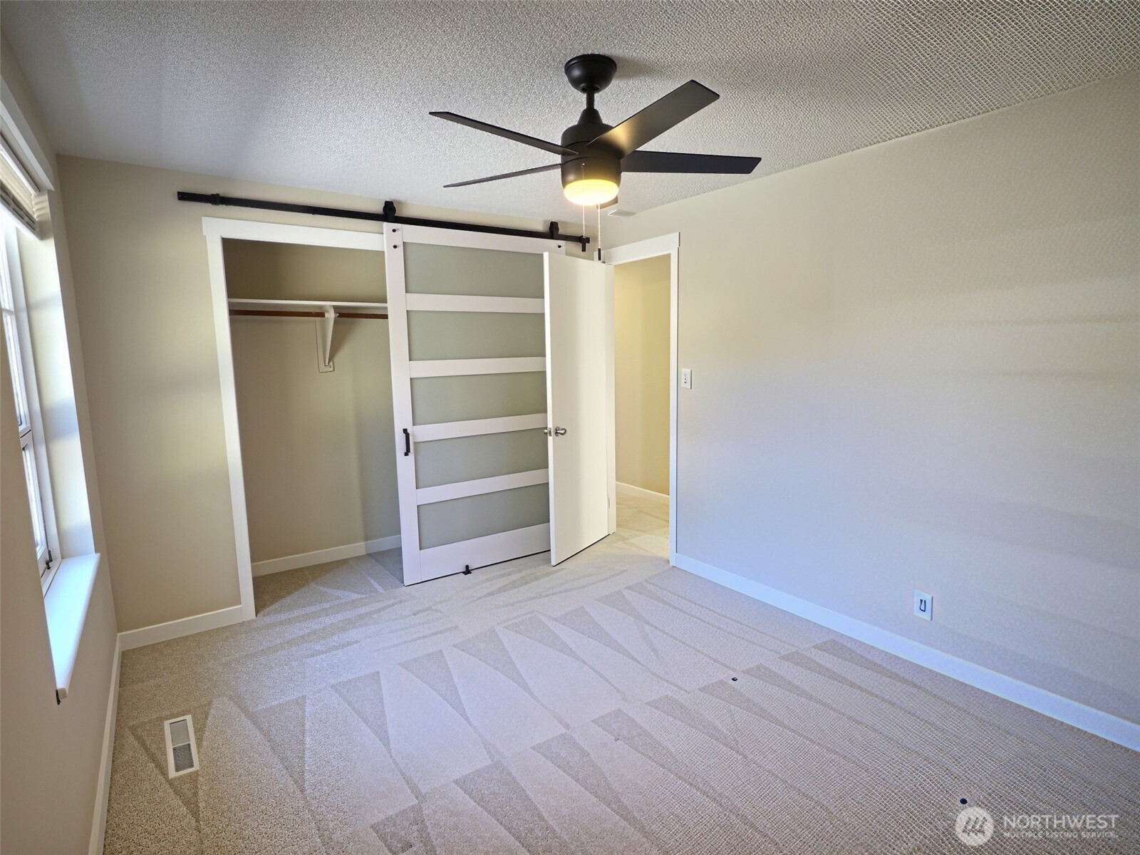 1314 N 188th Street Property Photo 11