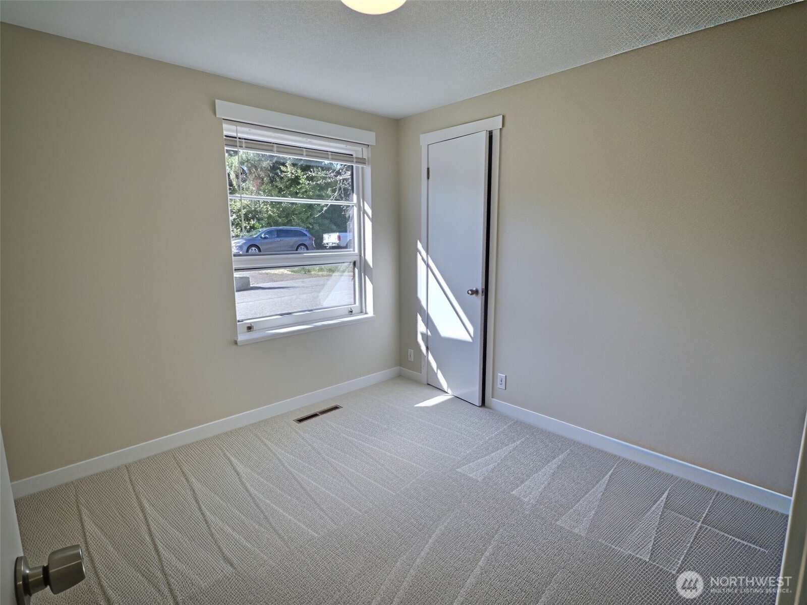 1314 N 188th Street Property Photo 13