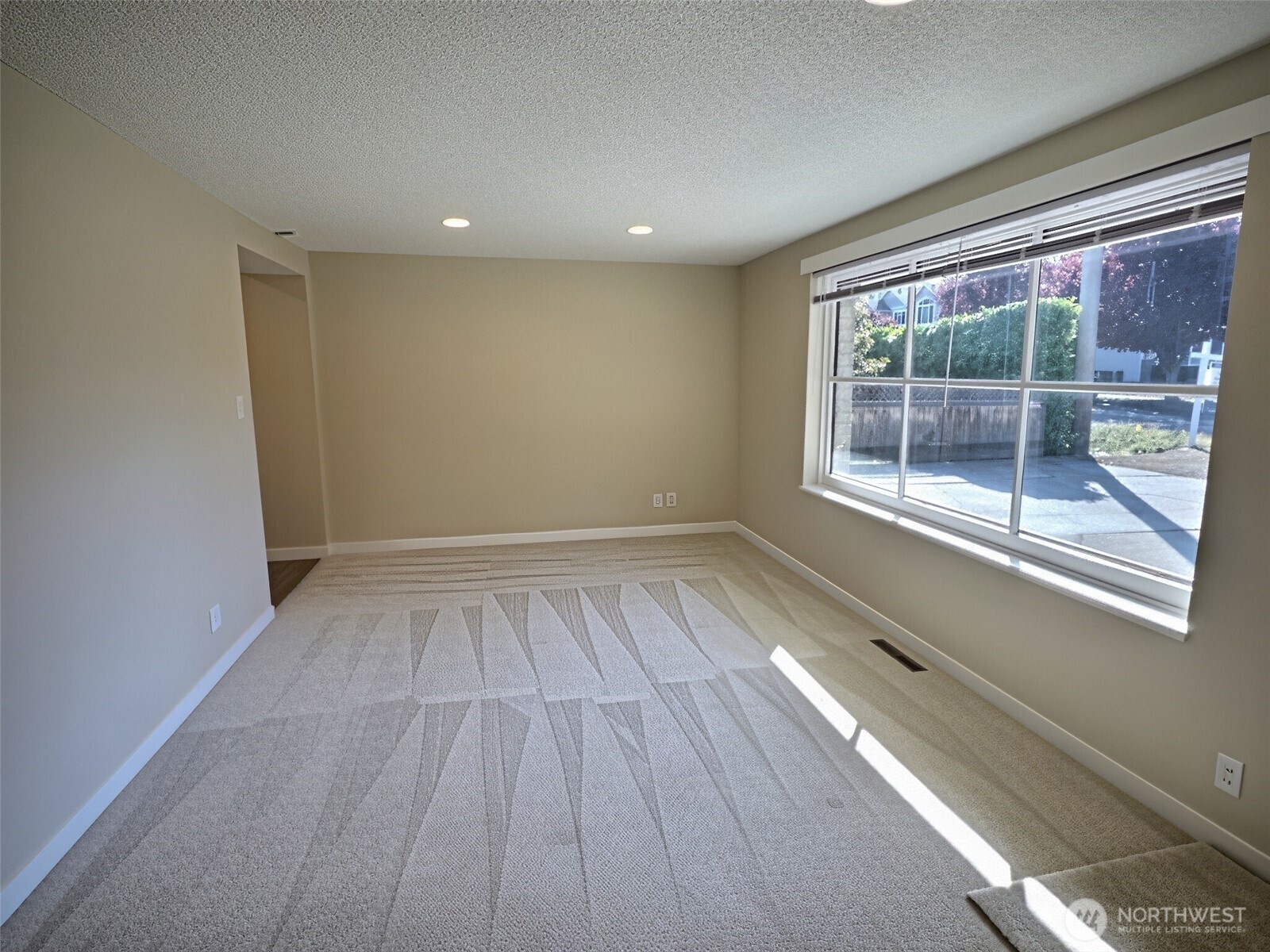 1314 N 188th Street Property Photo 21