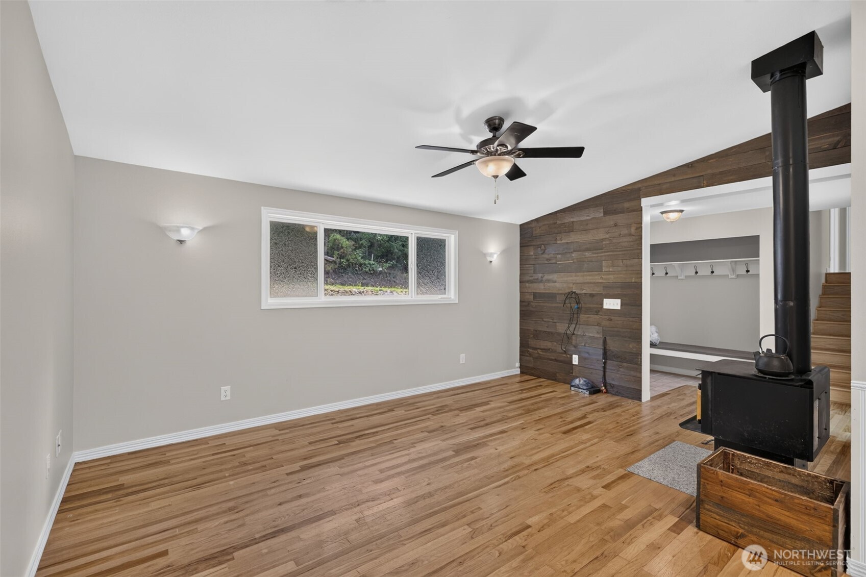 18516 46th Avenue Property Photo 8