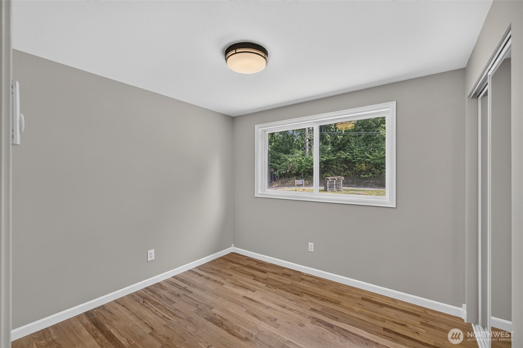 18516 46th Avenue Property Photo 14
