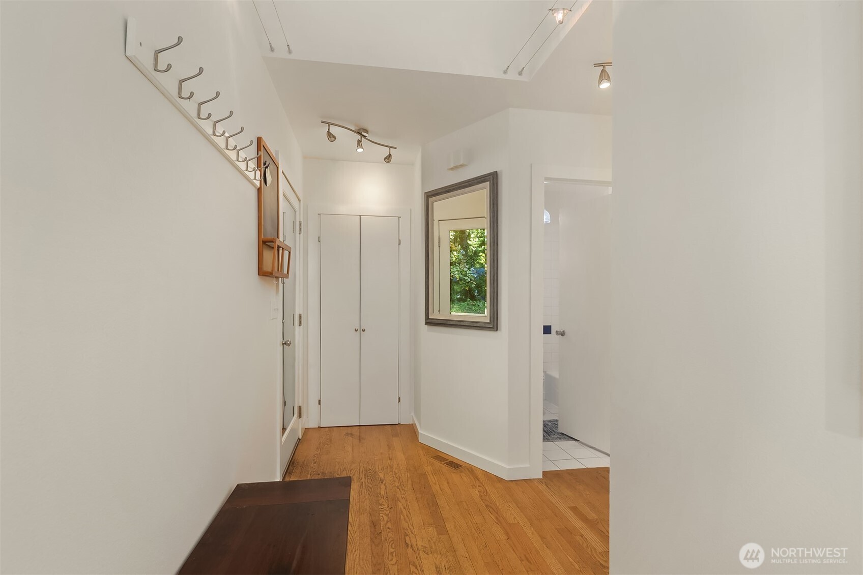 9565 Ne Daniel Court Property Photo 12