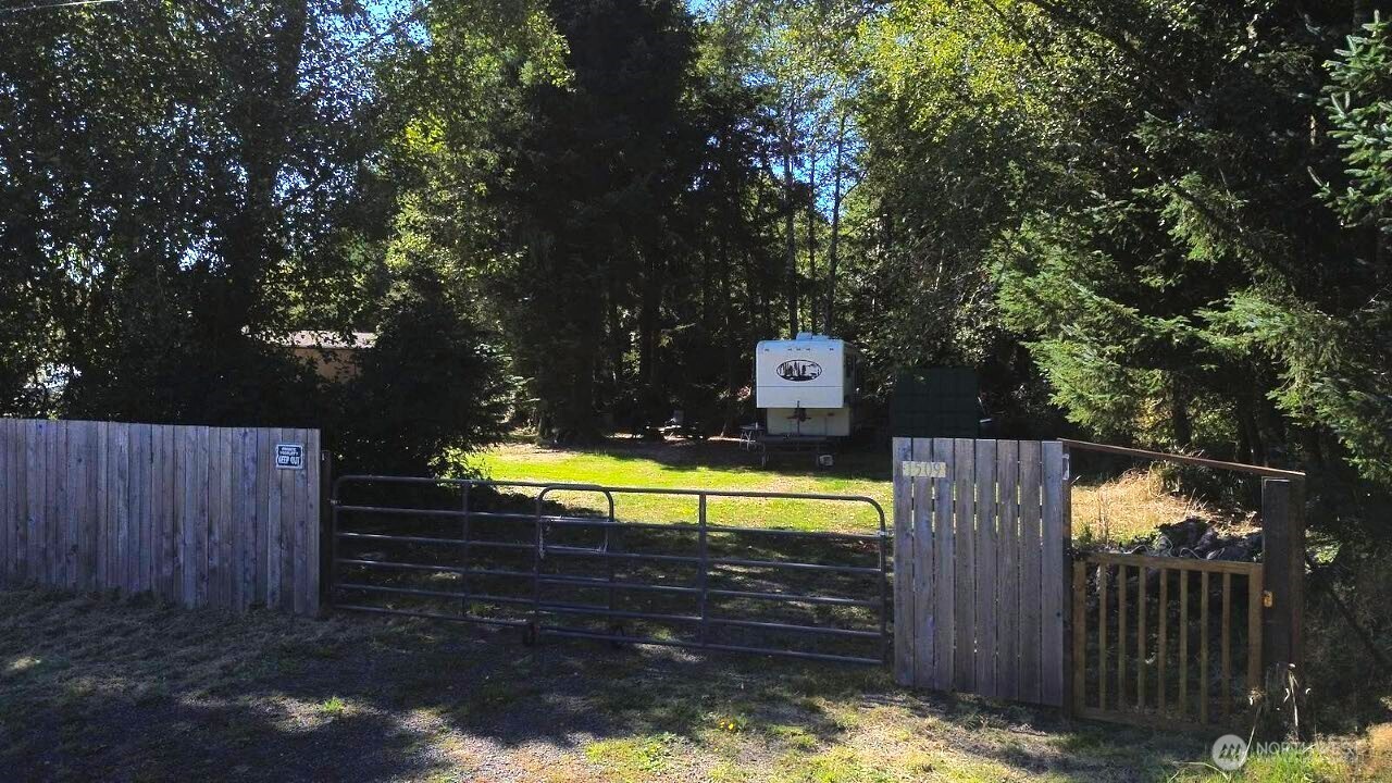 1509 Olympia Street Property Photo 8
