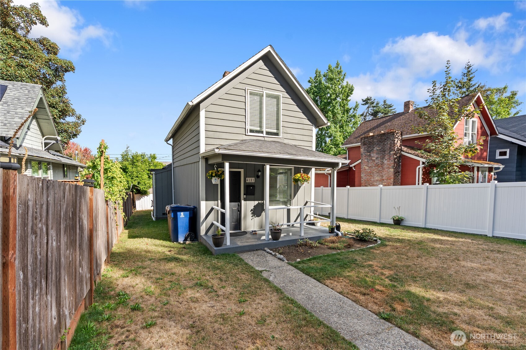 4121 S J Street Property Photo 2
