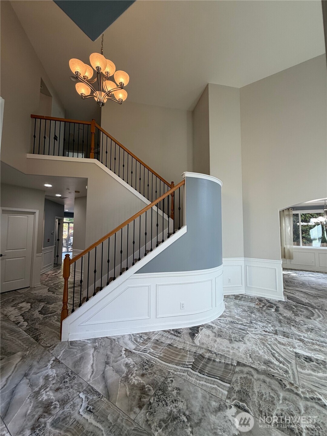 15309 57th Place Property Photo 5