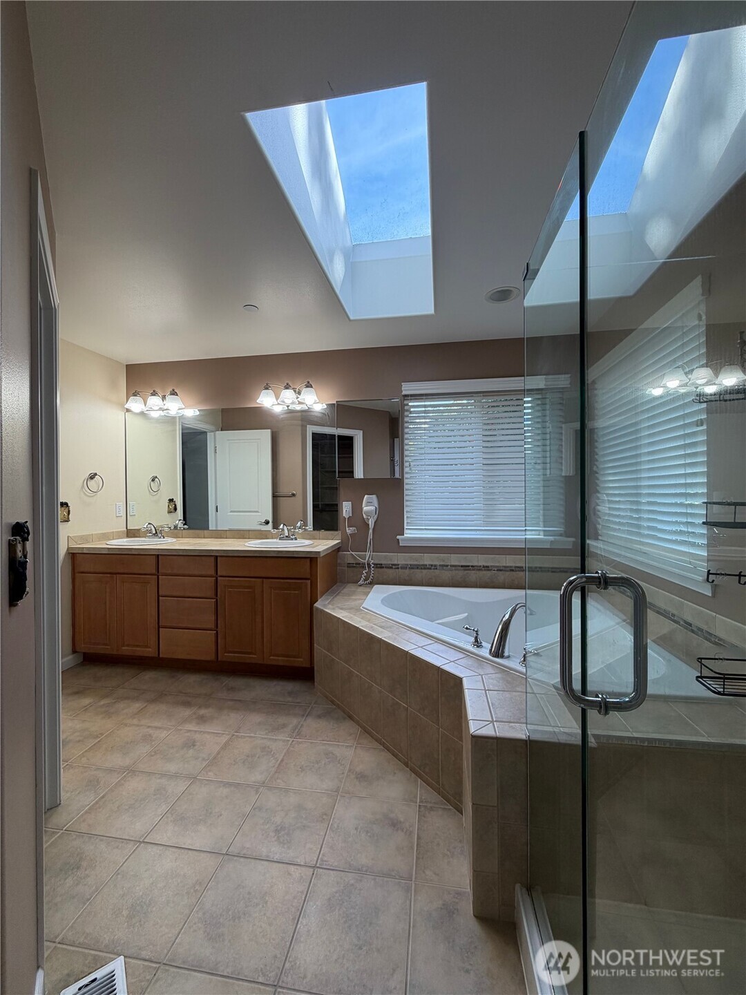 15309 57th Place Property Photo 32