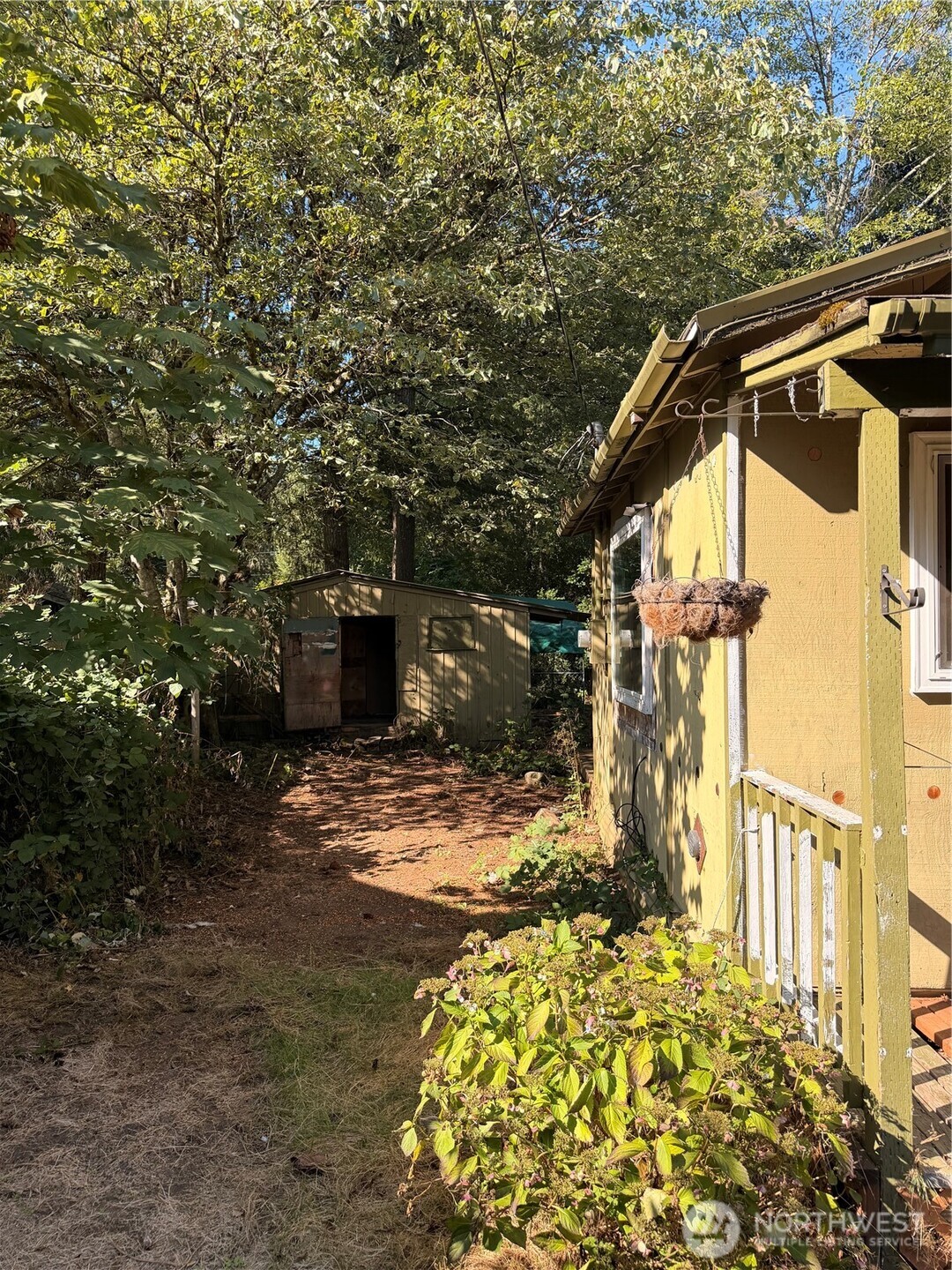 41231 Goldbar Boulevard Property Photo 3