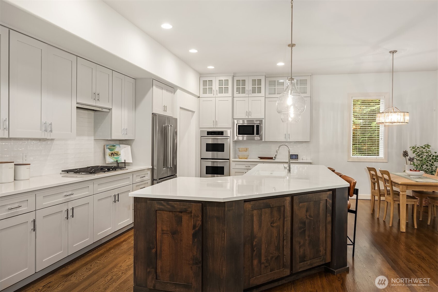 4963 162nd Place Property Photo 12