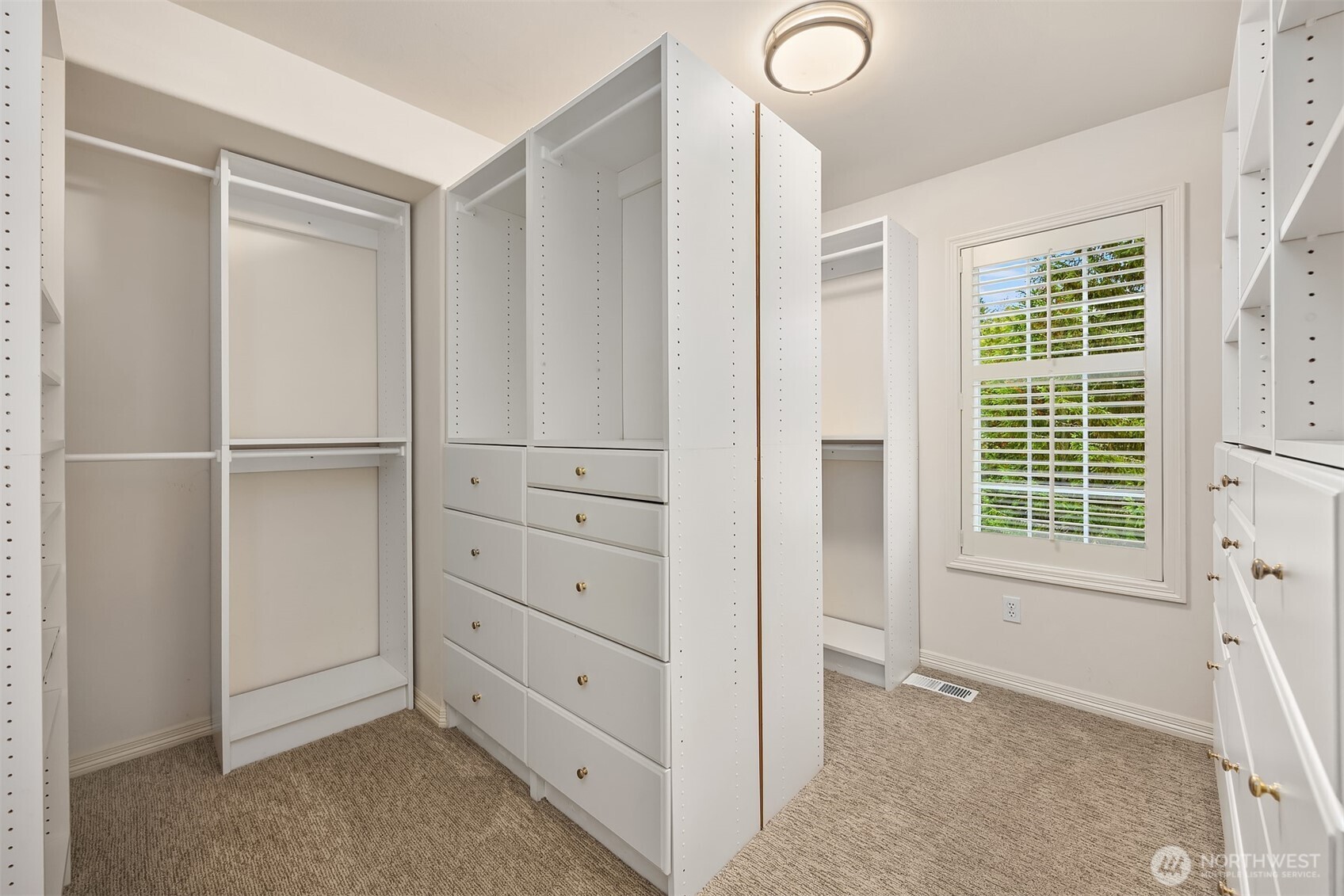 4963 162nd Place Property Photo 22