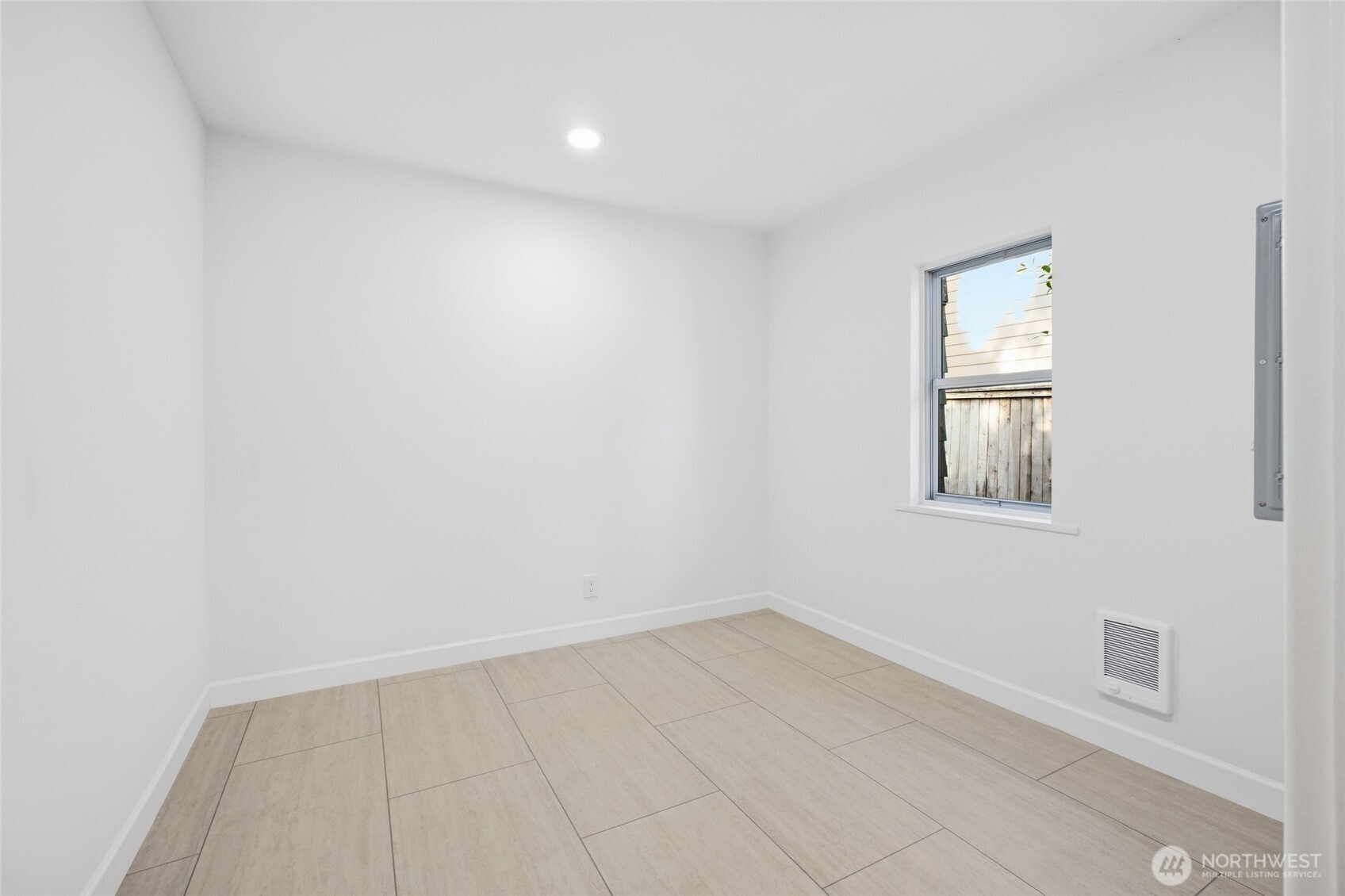 12243 16th Avenue Property Photo 17