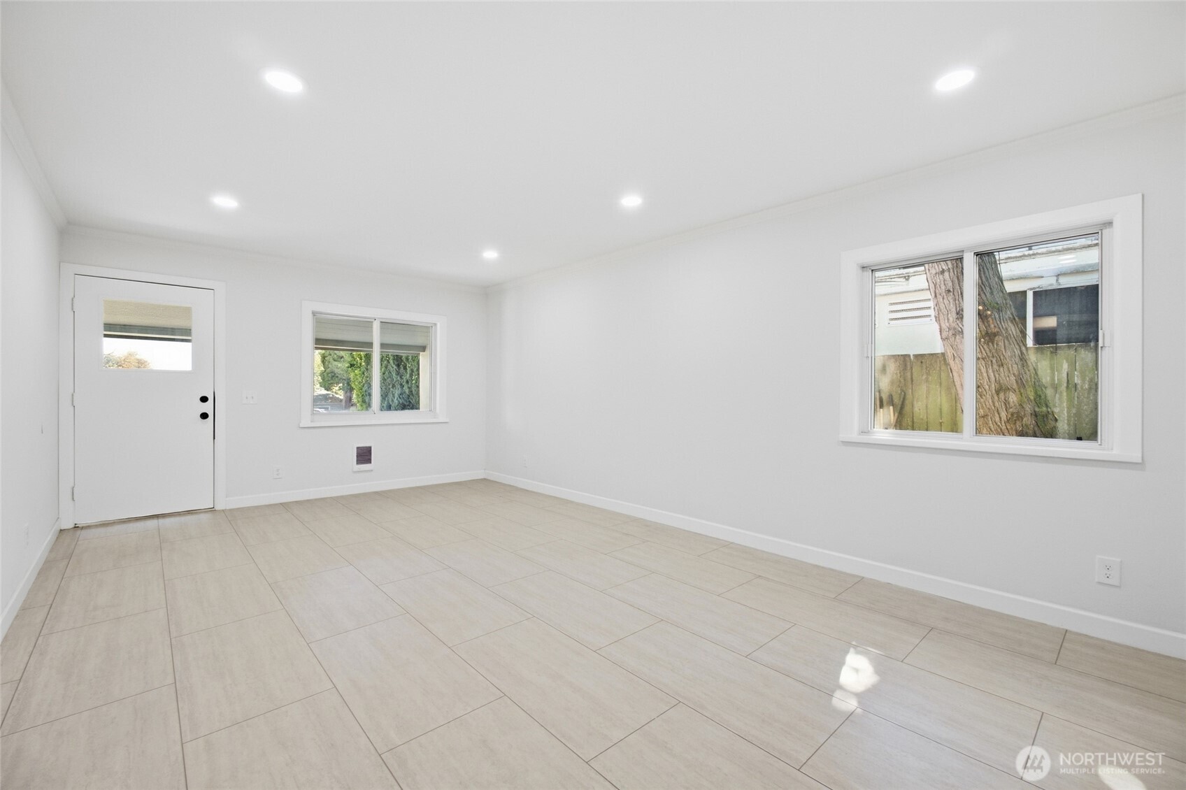 12243 16th Avenue Property Photo 21