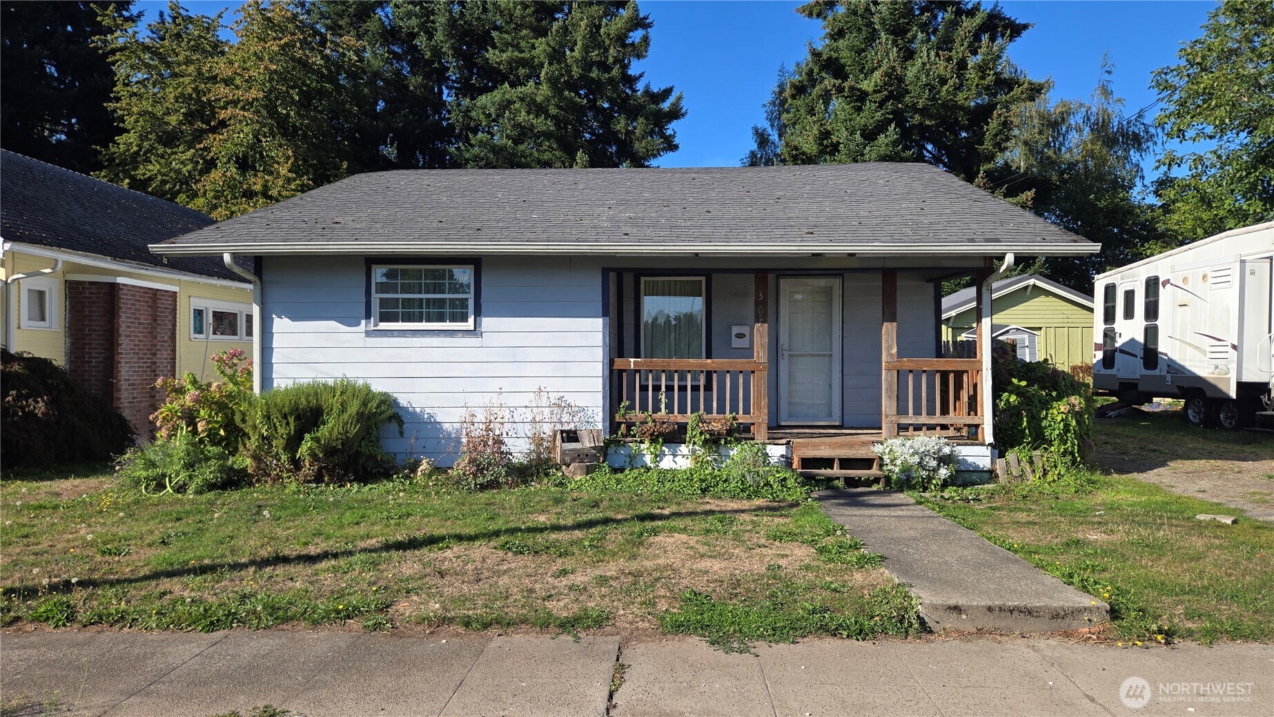 307 W Summa Street Property Photo 1