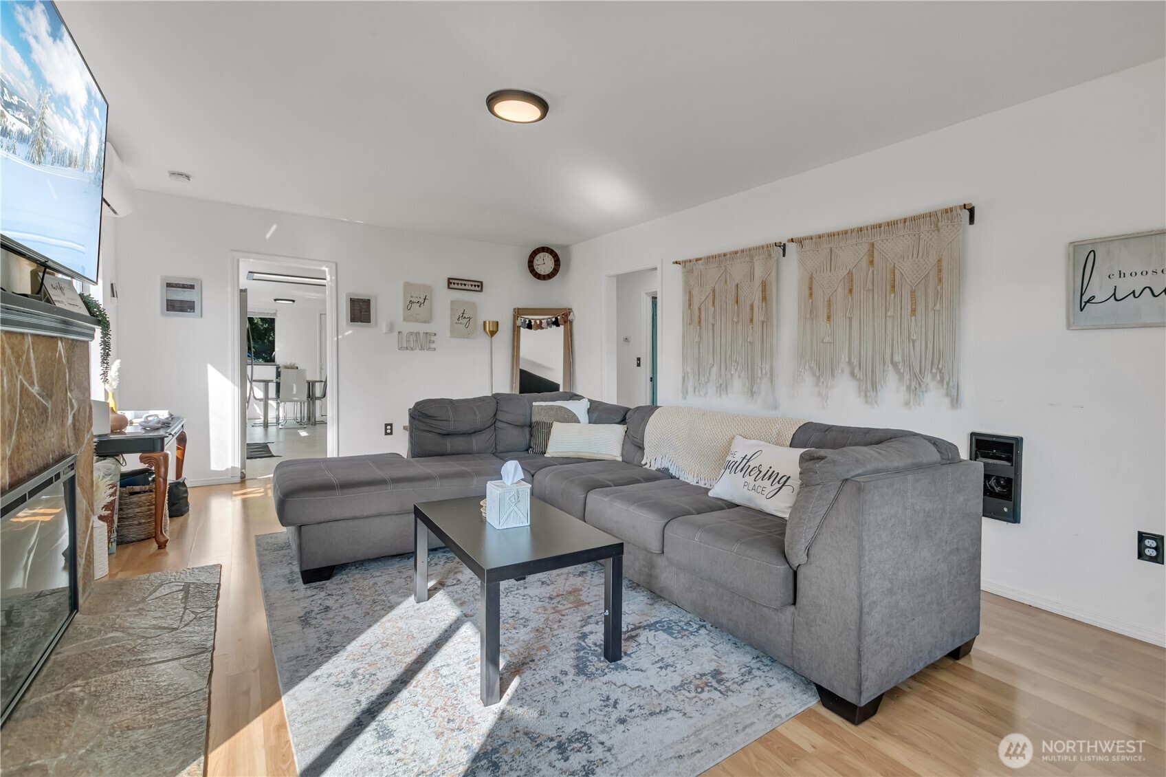 5506 S Sheridan Avenue Property Photo 3
