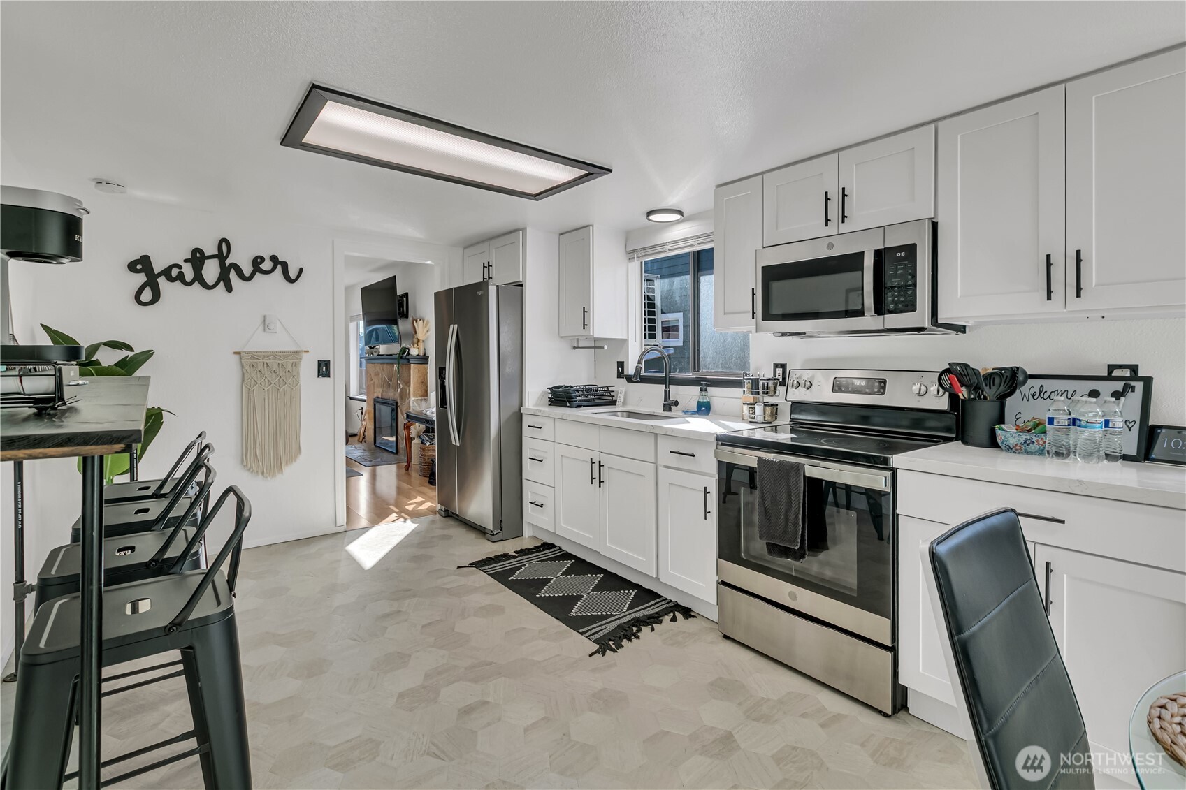 5506 S Sheridan Avenue Property Photo 11