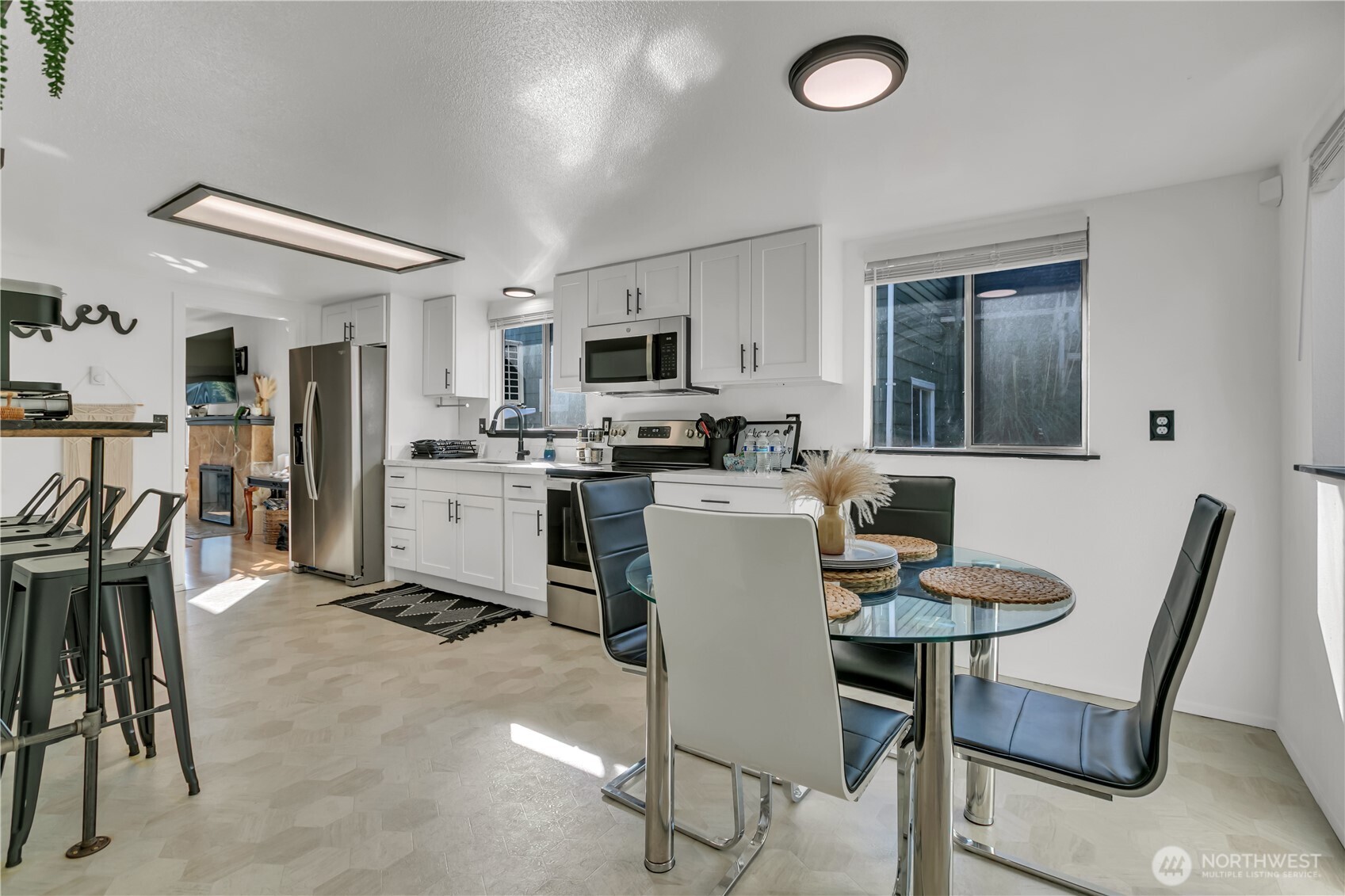 5506 S Sheridan Avenue Property Photo 13