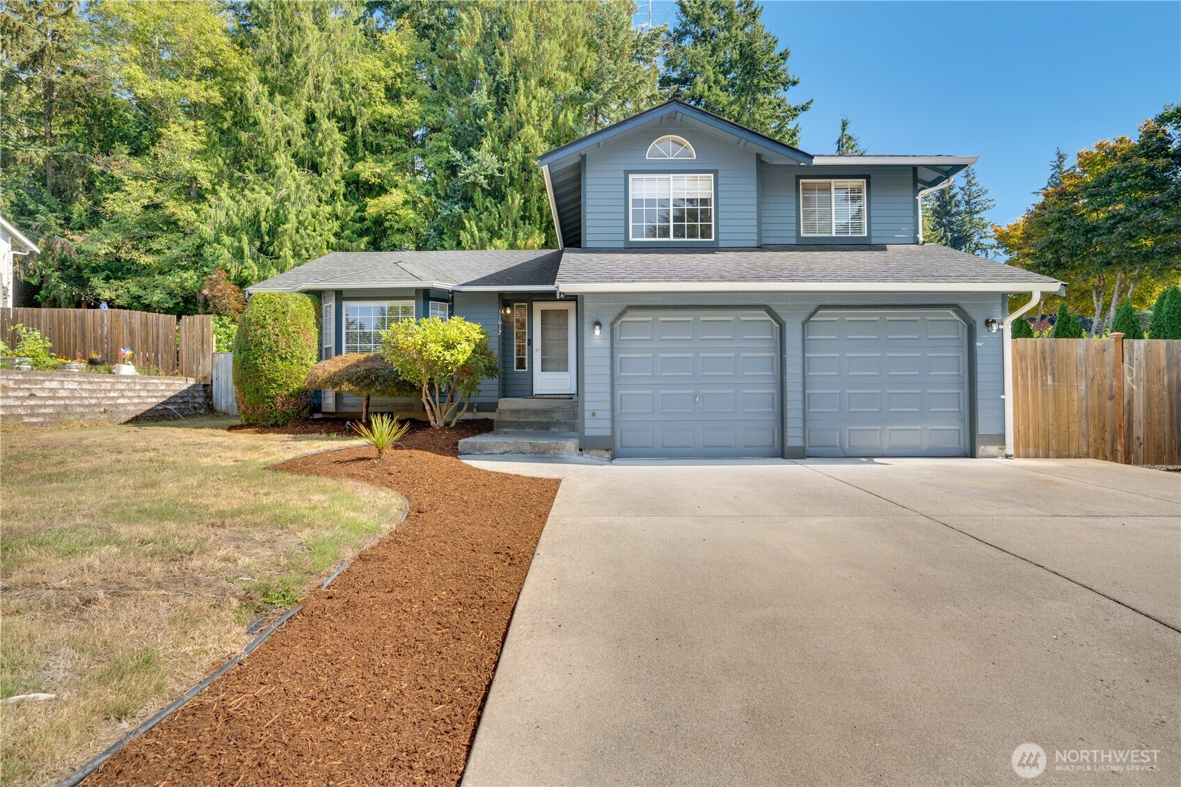 11617 210th Avenue Property Photo 1