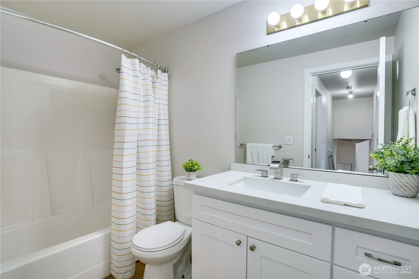 11617 210th Avenue Property Photo 18