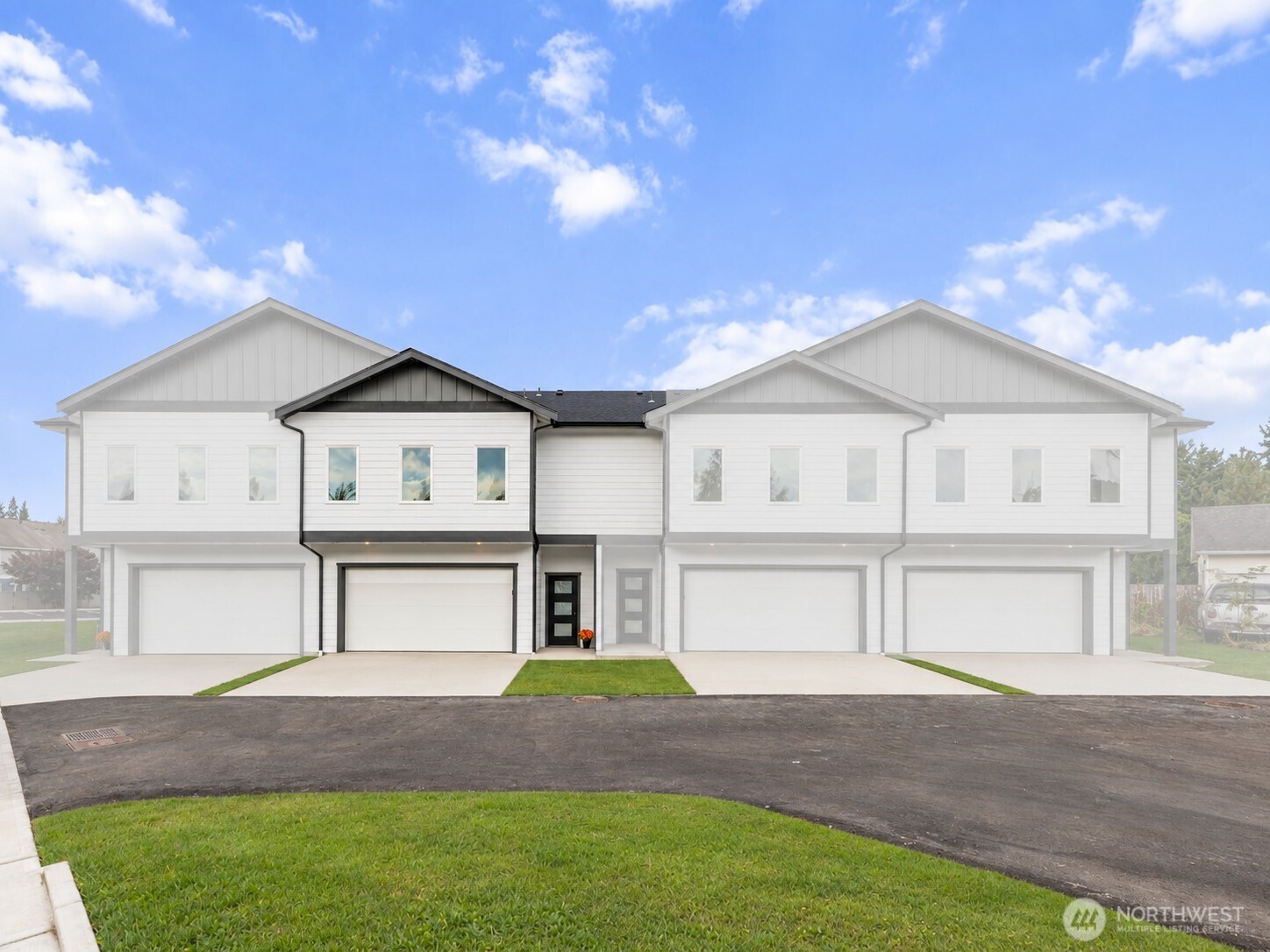 7919 Jensen Farm Ln Property Photo 1