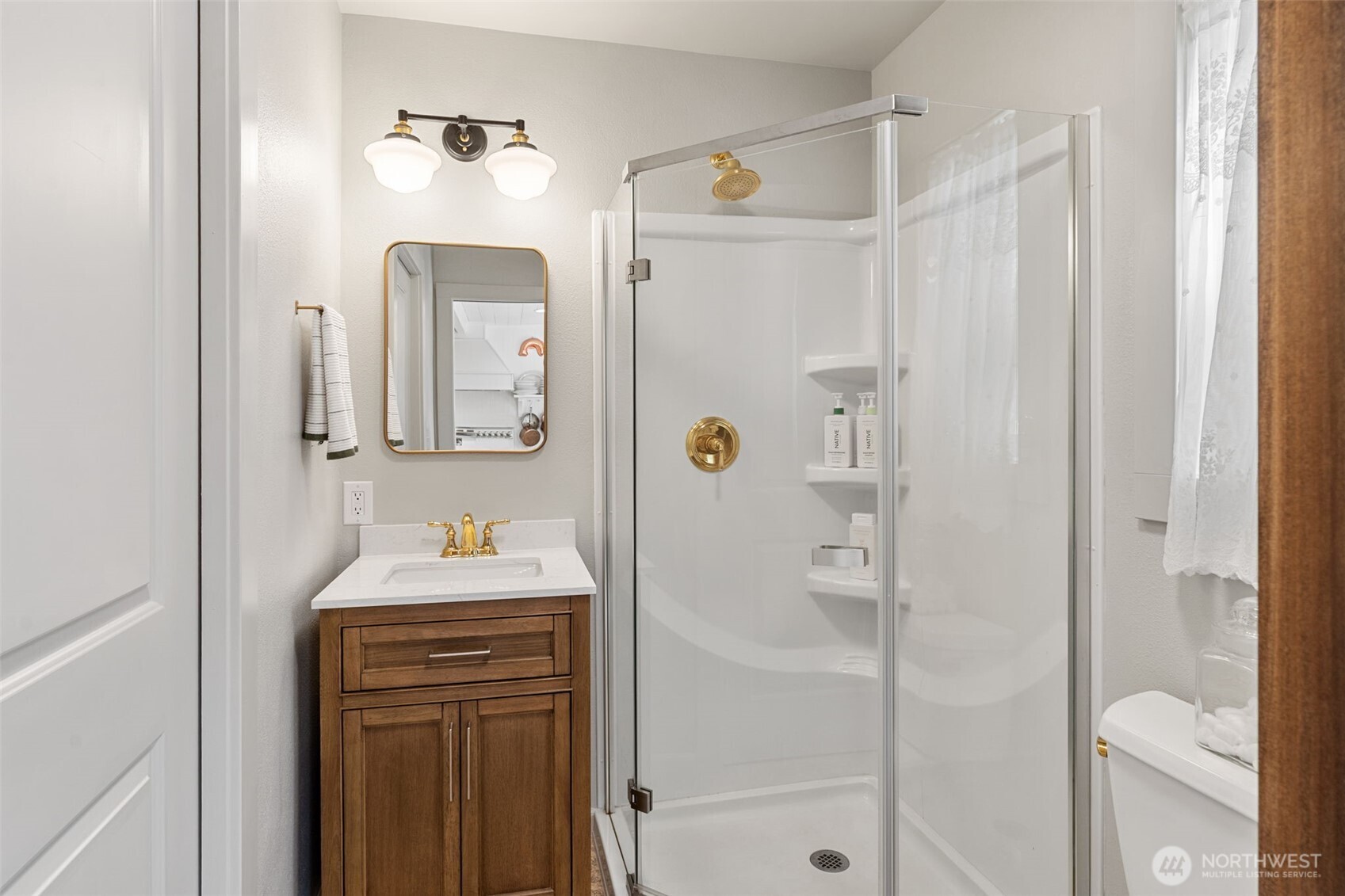 1310 N Montgomery Avenue Property Photo 11