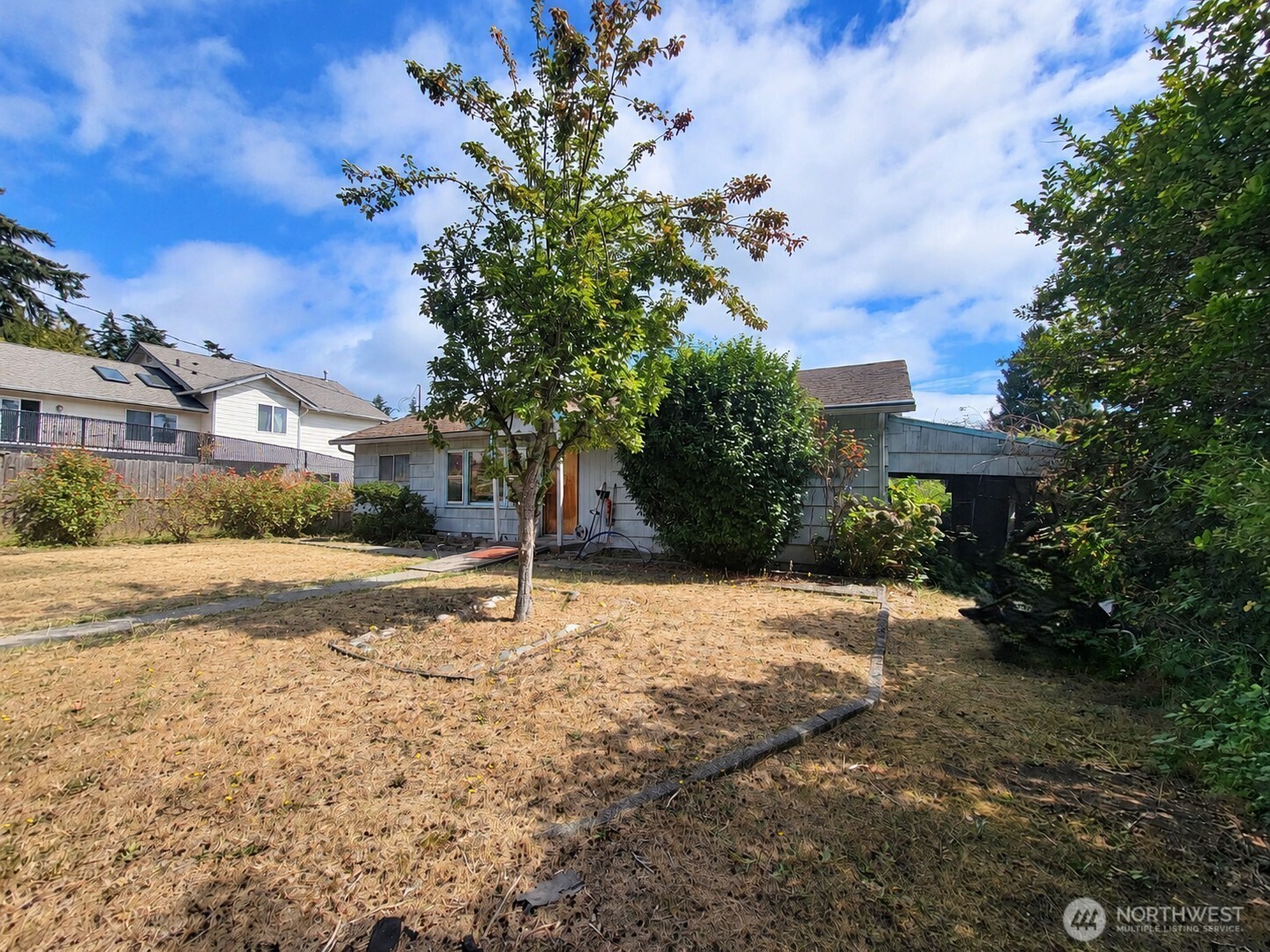 3460 Forest Drive Property Photo 2