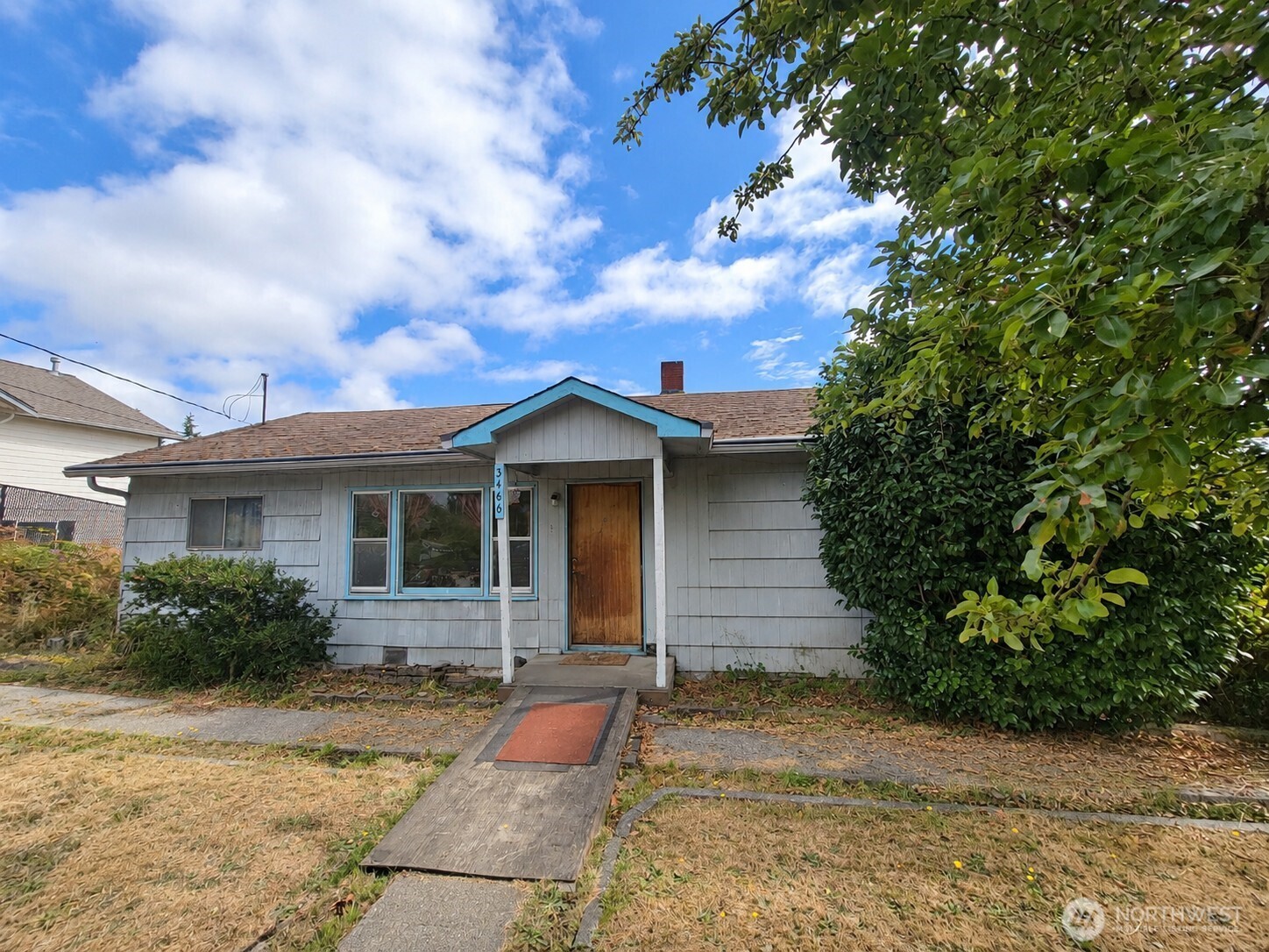 3460 Forest Drive Property Photo 3
