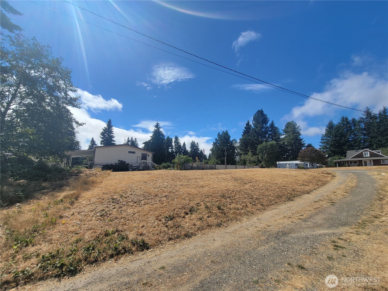 3460 Forest Drive Property Photo 5