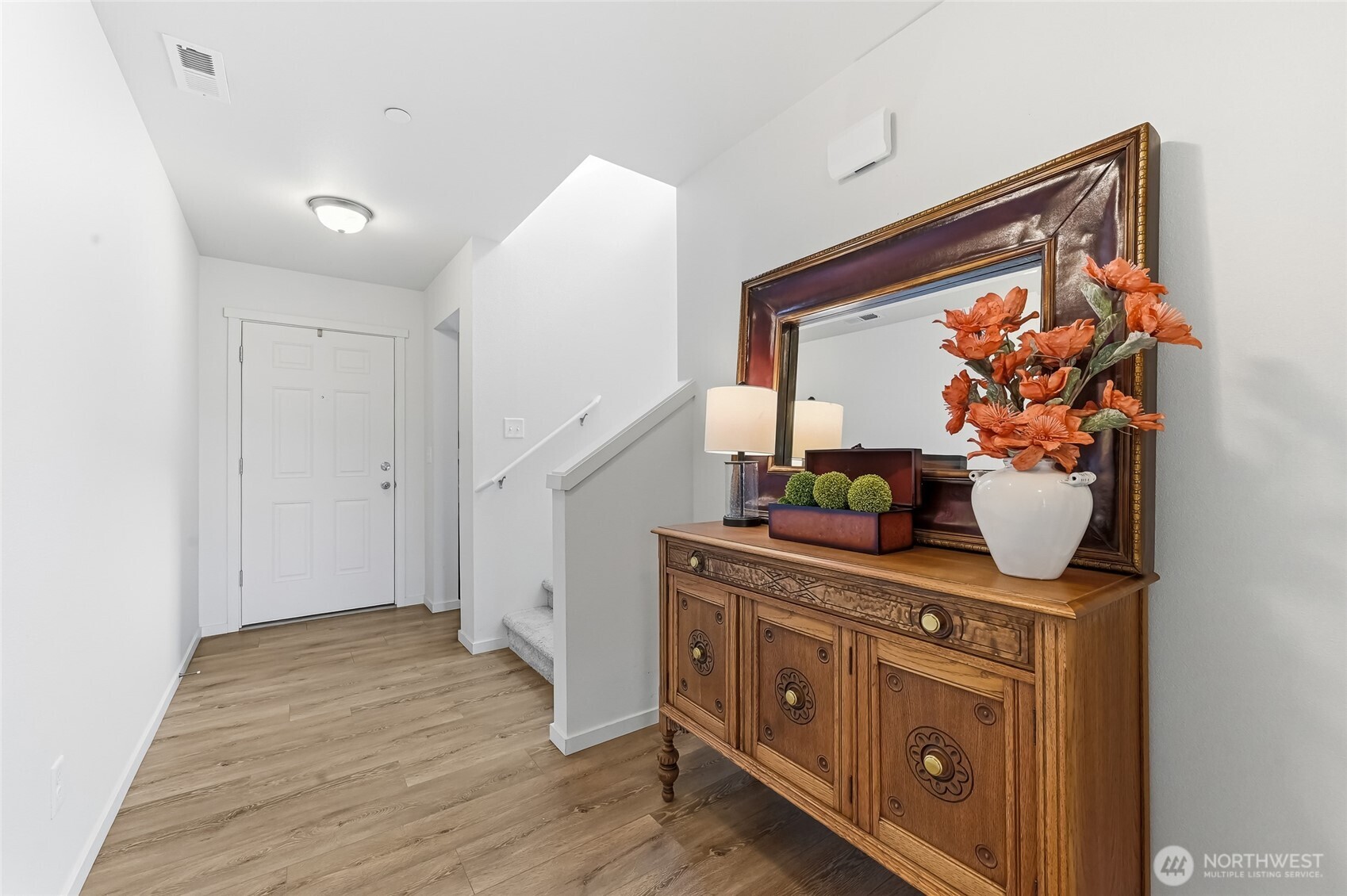 7142 42nd Place Property Photo 3