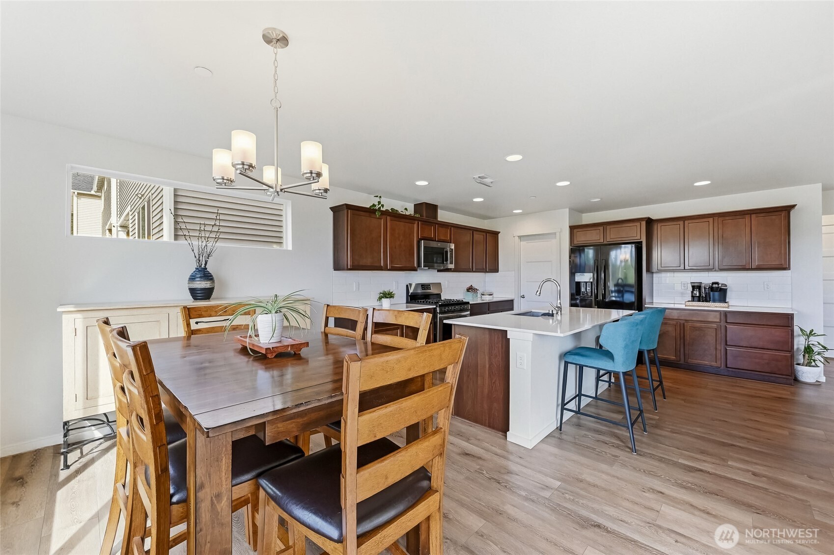 7142 42nd Place Property Photo 12