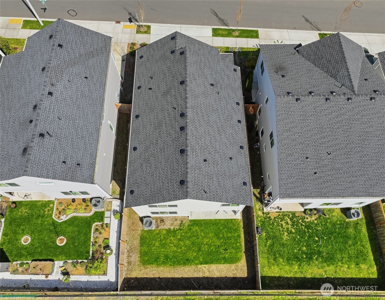 7142 42nd Place Property Photo 33