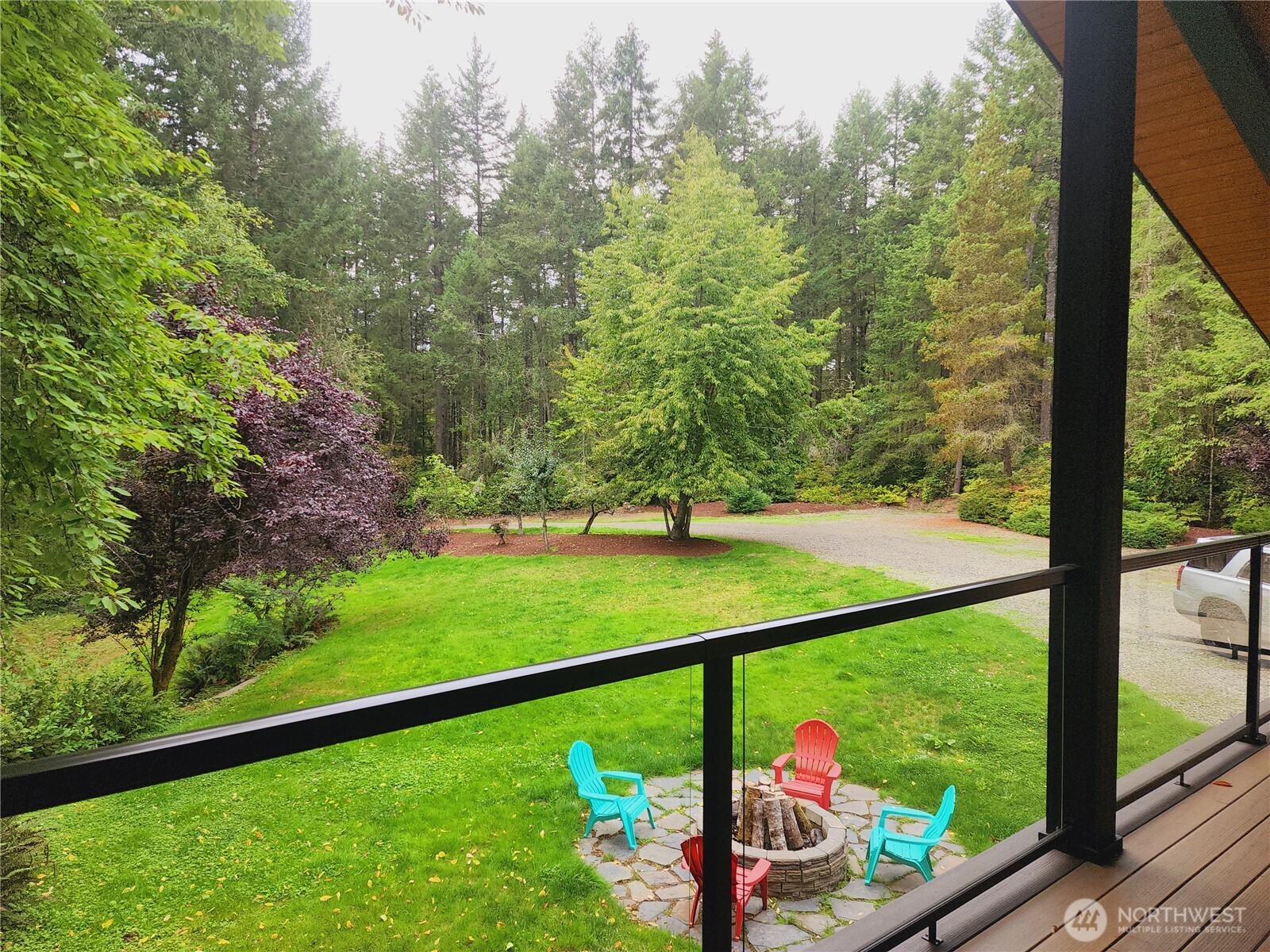 8120 Berry Ridge Lane Property Photo 3
