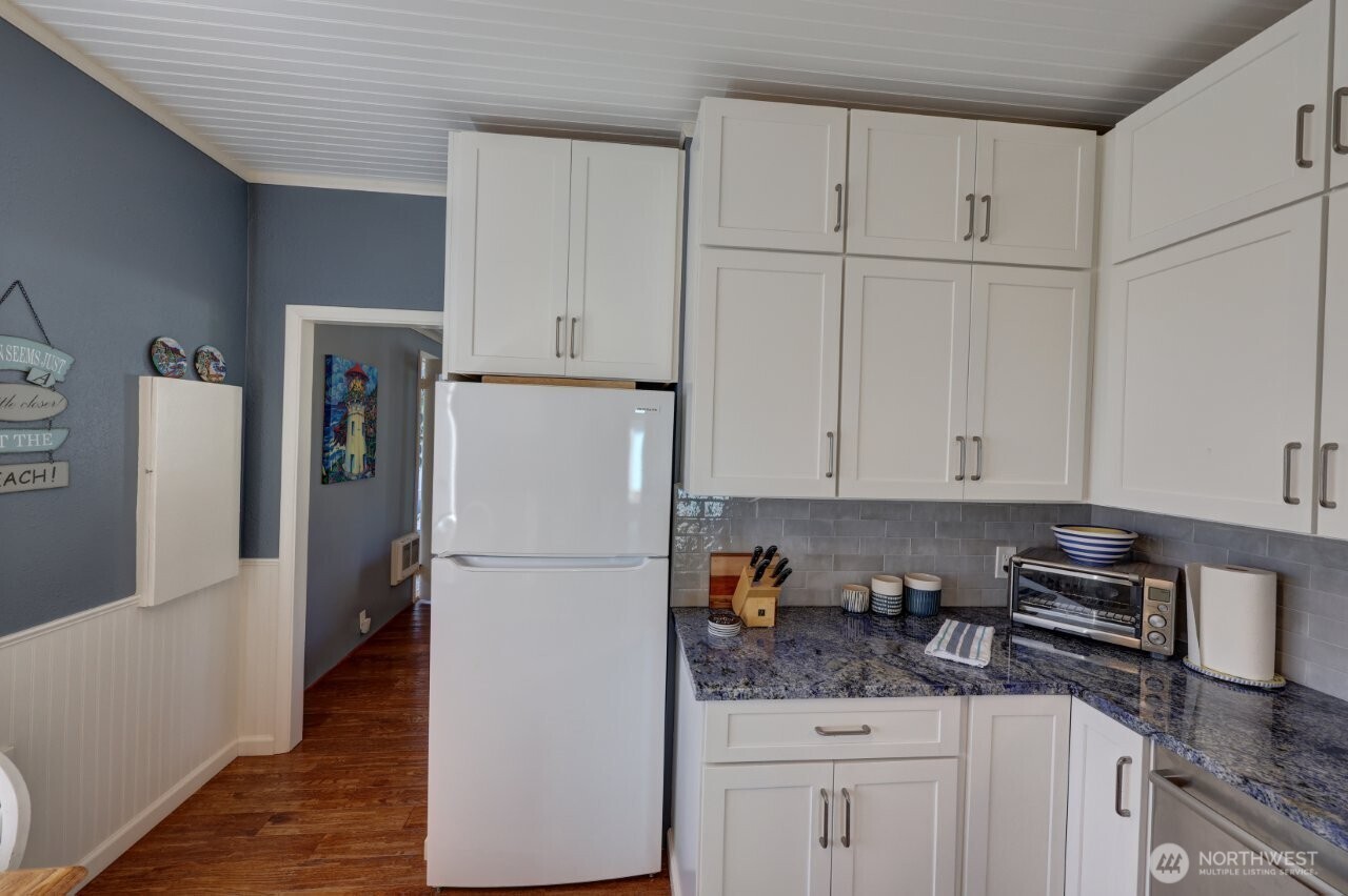 4002 K Place Property Photo 14
