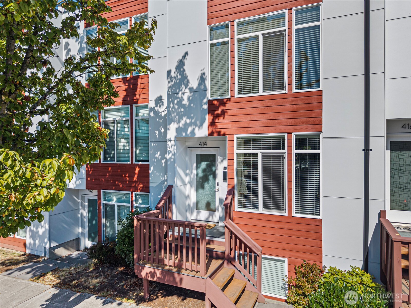 414 Ne 73rd Street Property Photo 1