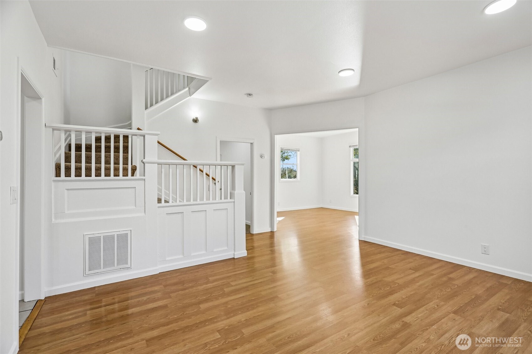 6558 16th Avenue Property Photo 8