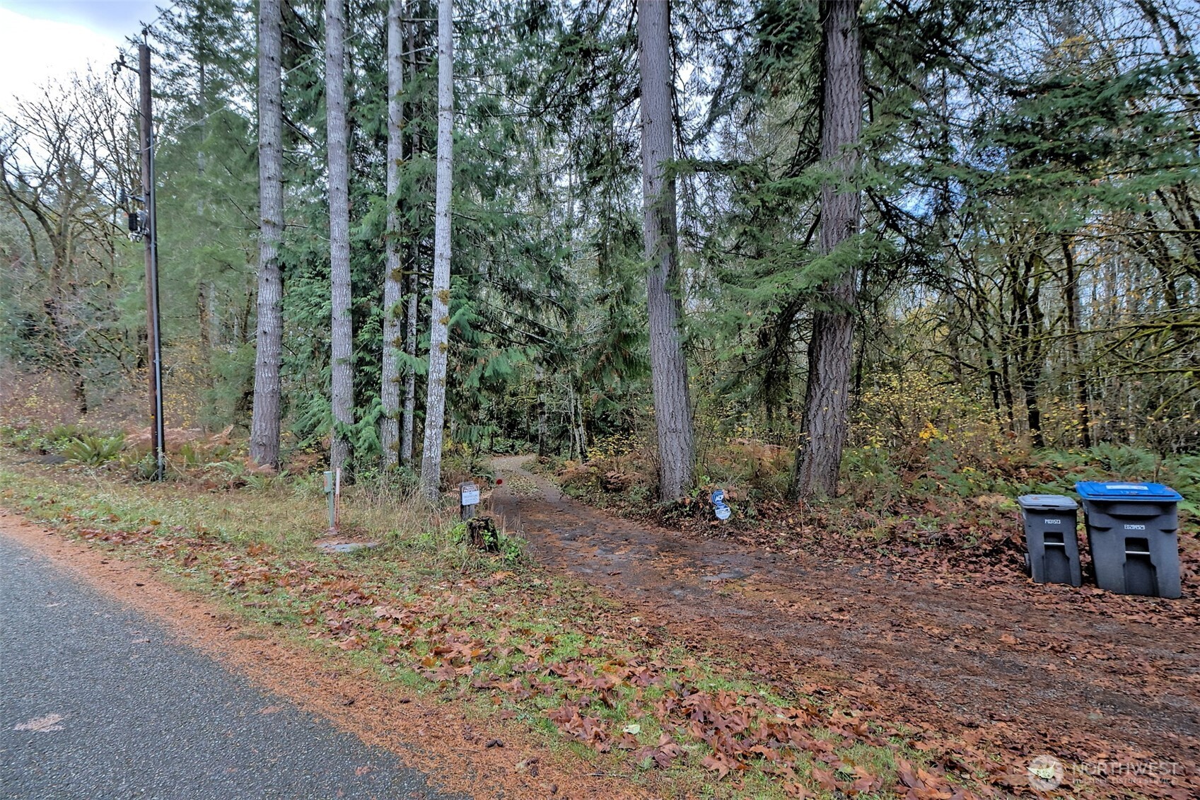 120 Se Sells Drive Property Photo 24